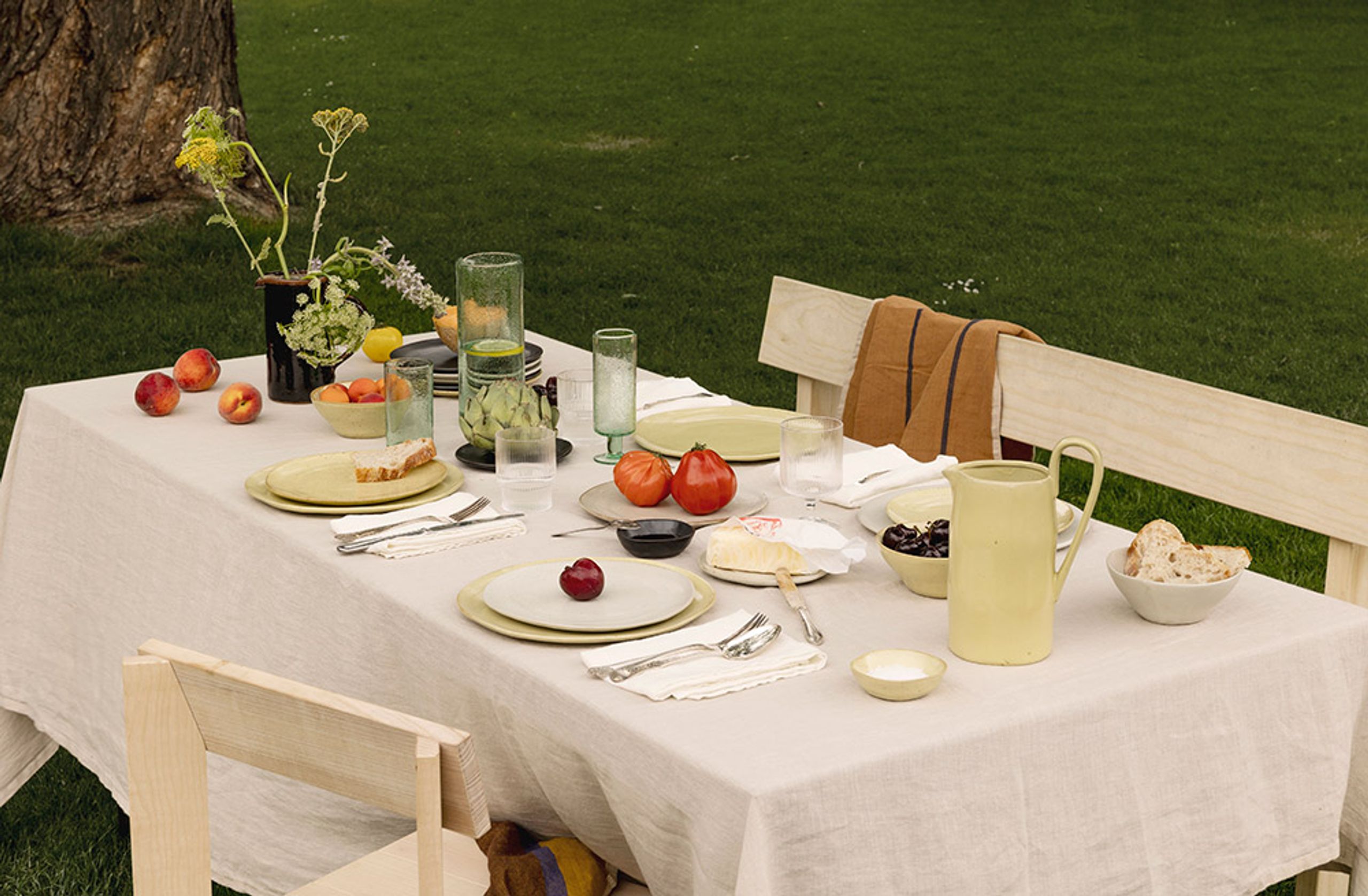 Ferm Living - Bowl - Flow Bowl - Off-White Speckle - Small