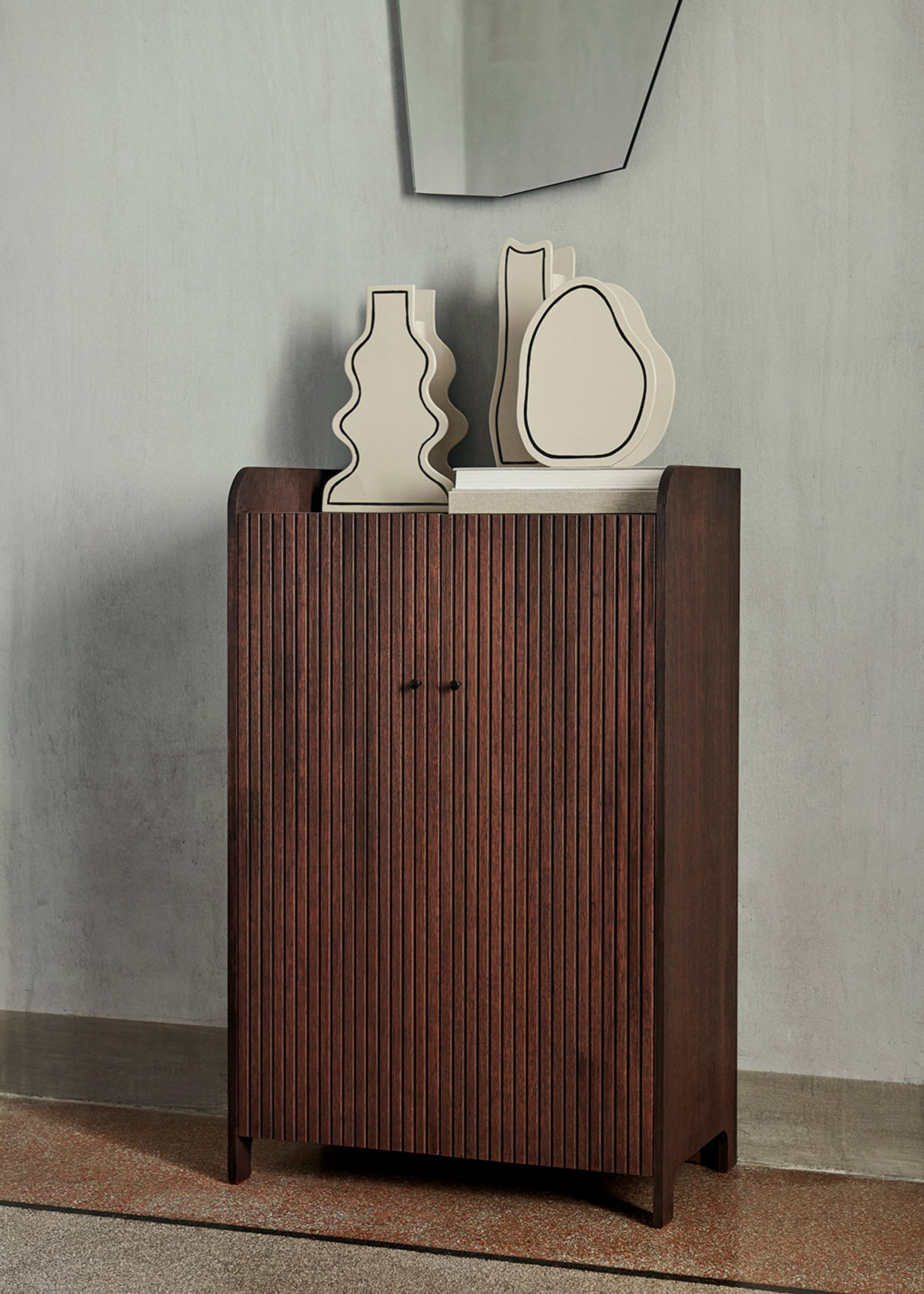 Ferm Living - Schrank - Sill Cupboard - Tall - Dark Stained Oak