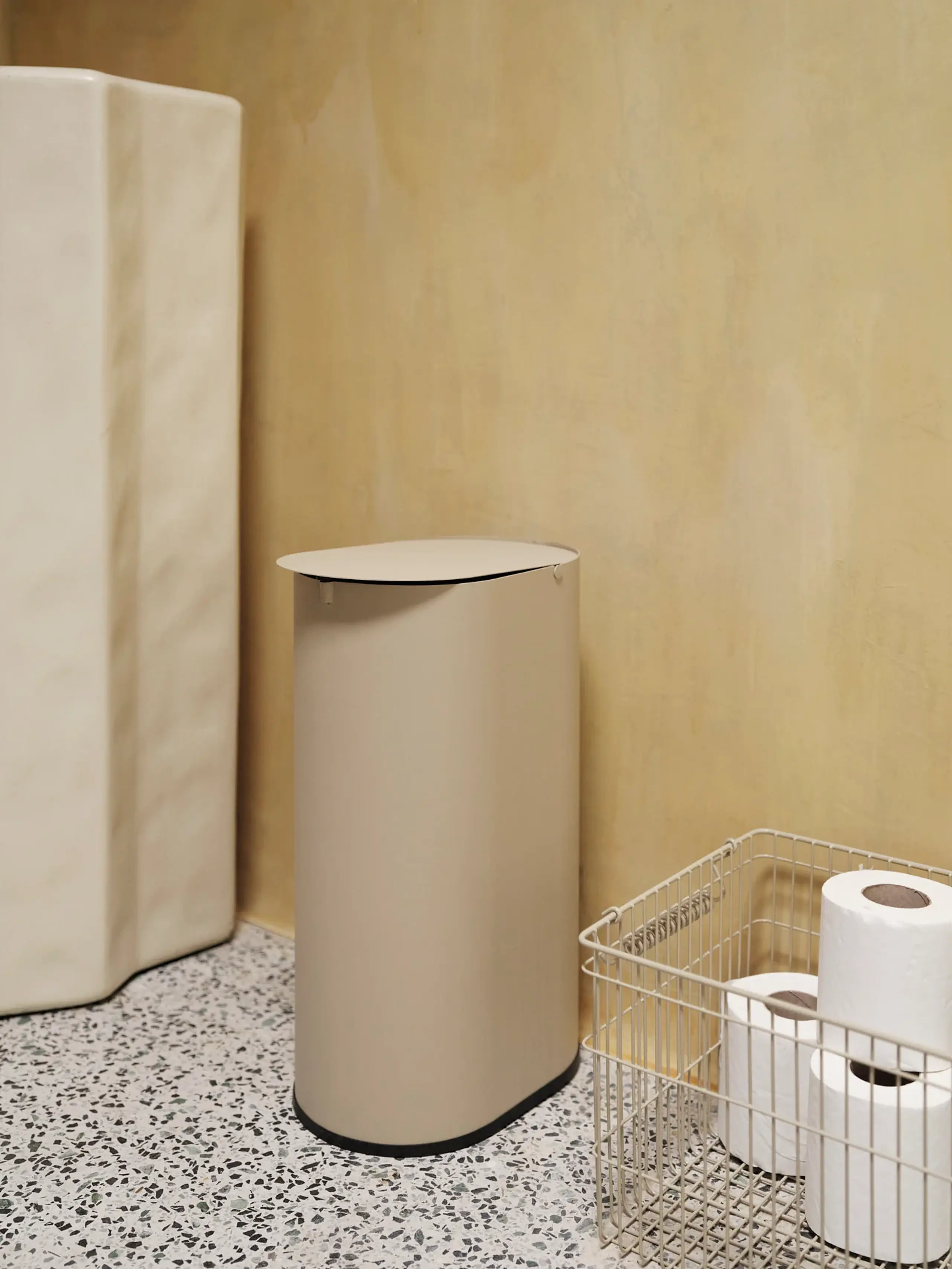 Ferm Living - Cestino dei rifiuti - Enkel Bin - Cashmere