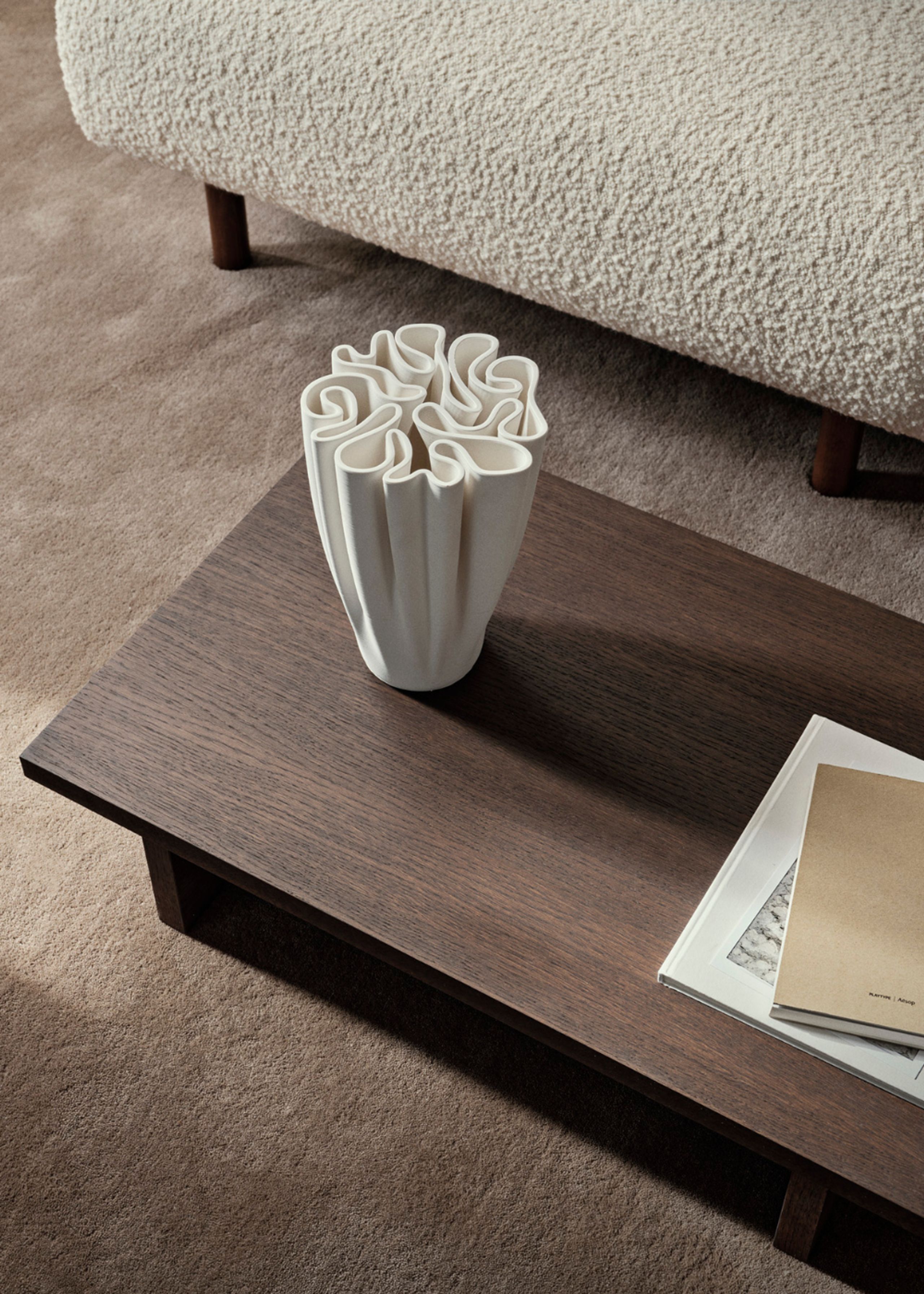 Ferm Living - Konferenční stolek - Kona Low Table - Dark Stained