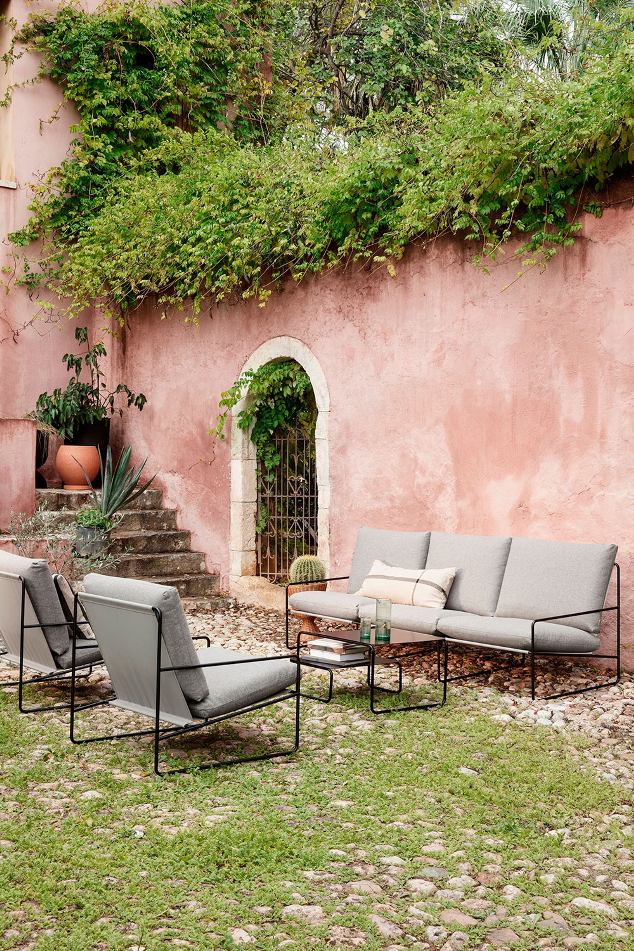 Ferm Living - Coffee table - Level Coffee Table - Black