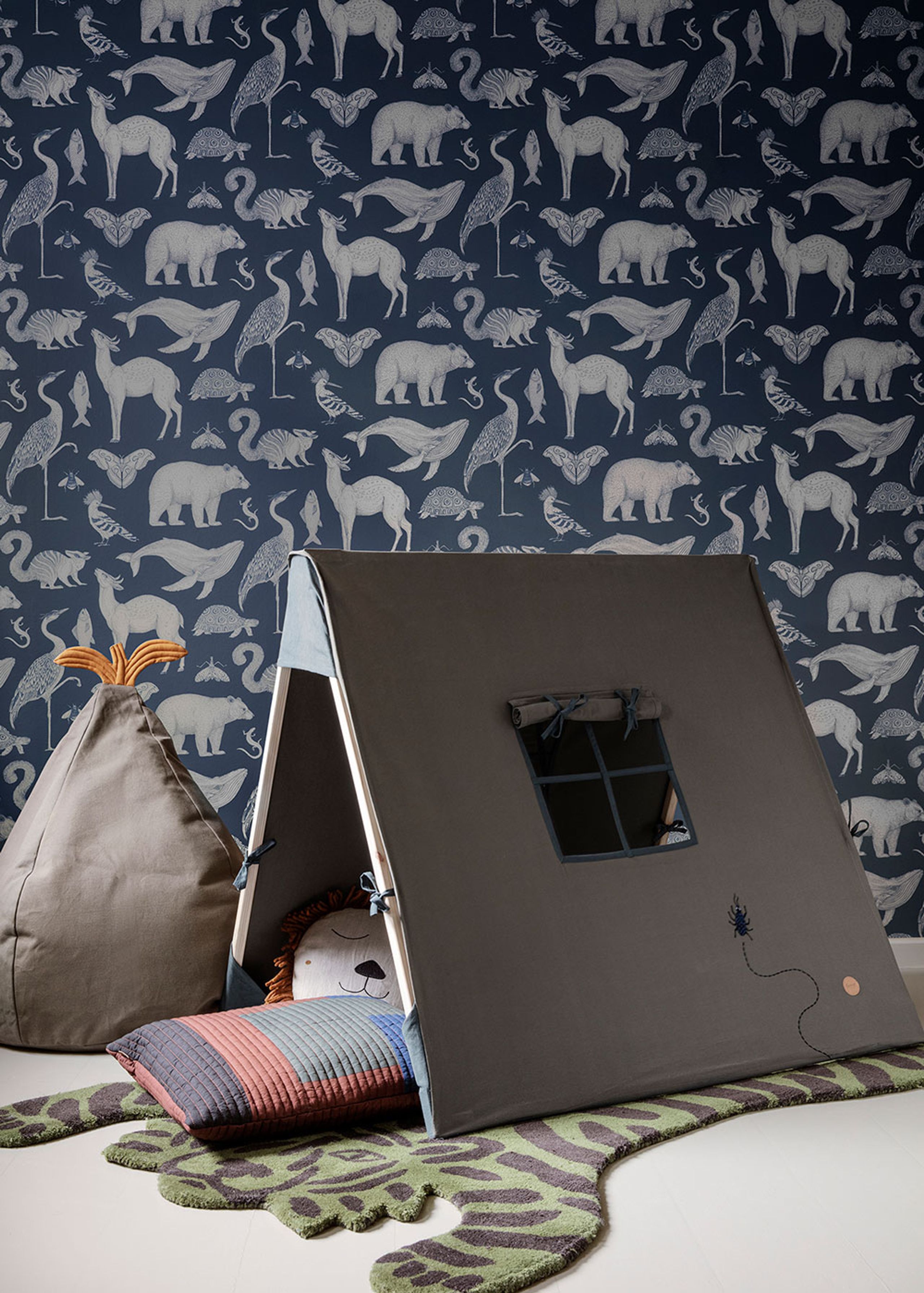 Ferm Living - Tenda - Tent - Beetle Embroidery/Dark Olive - Large