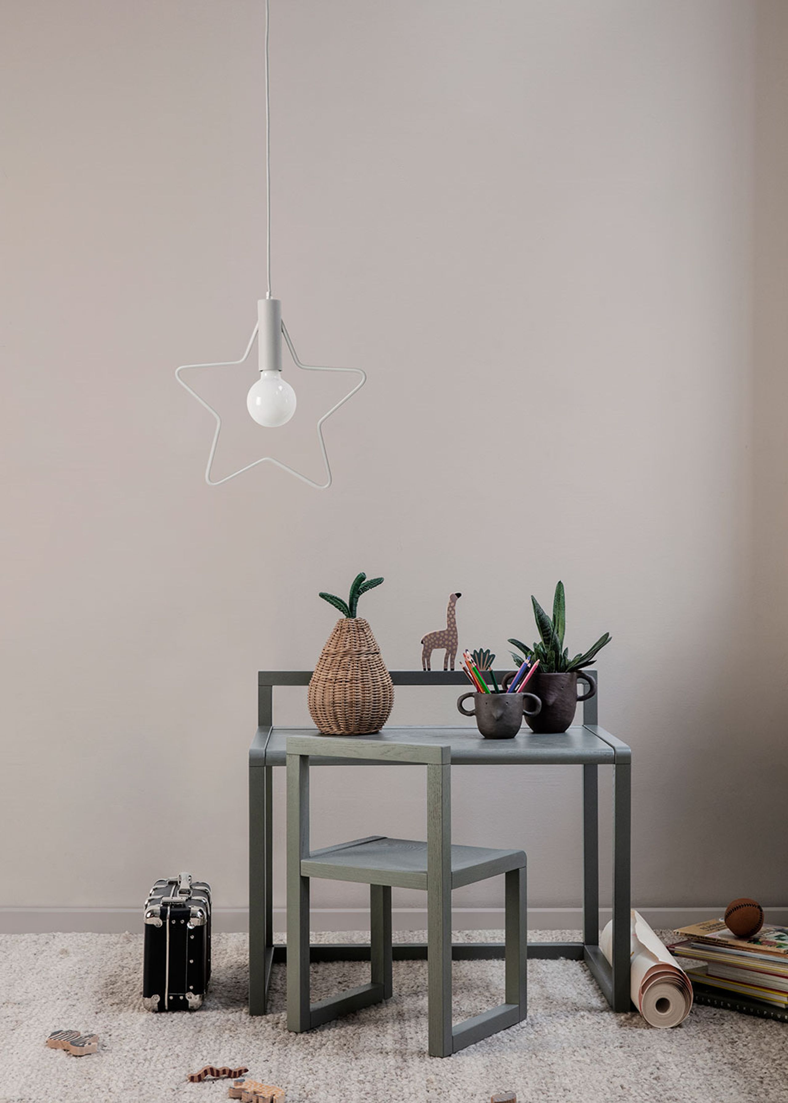 Ferm Living - Doniczka - Mus Plant Pot - Red Brown