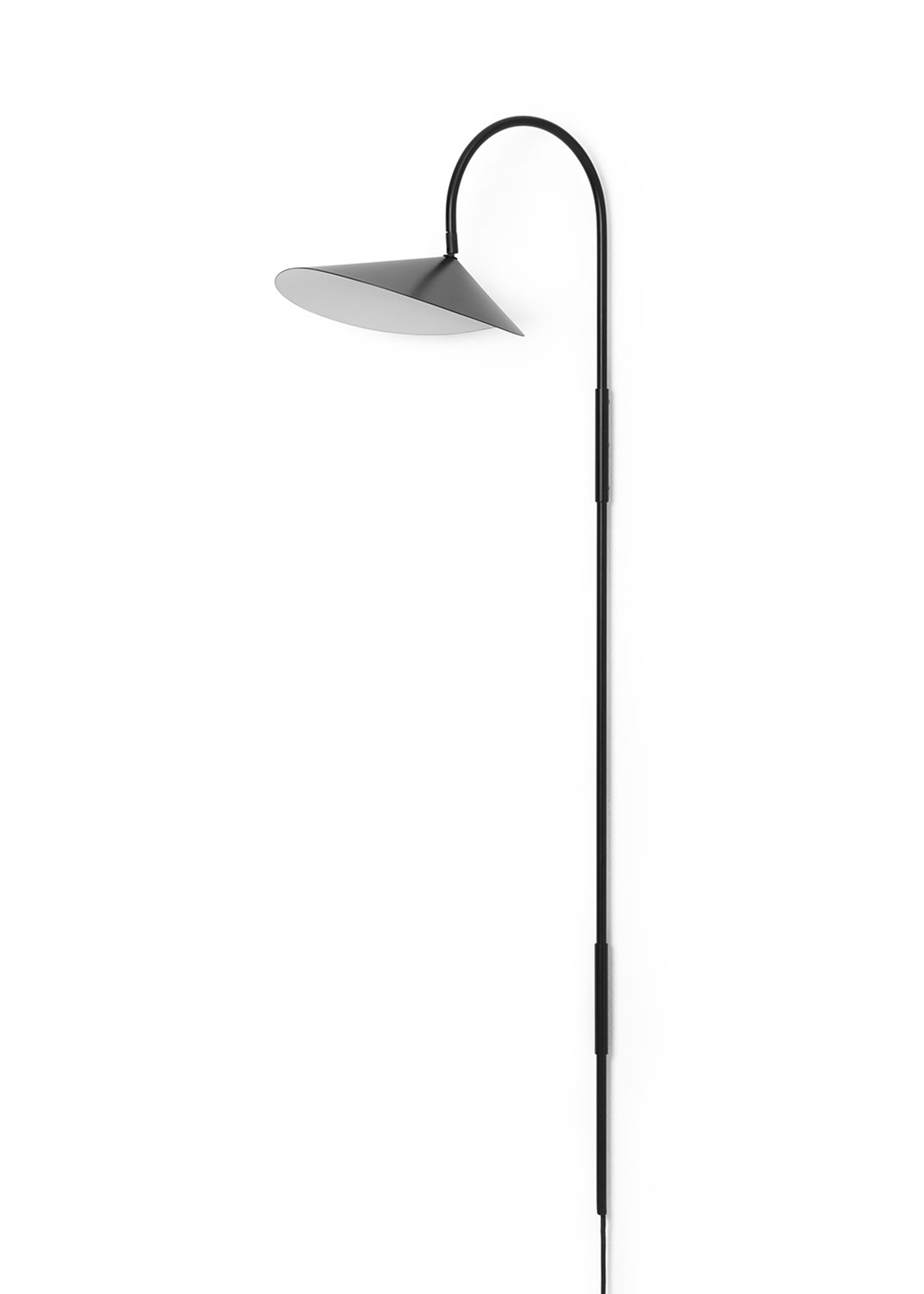 Ferm Living - Kinkiet - Arum Wall Lamp / Swivel - Black - Tall