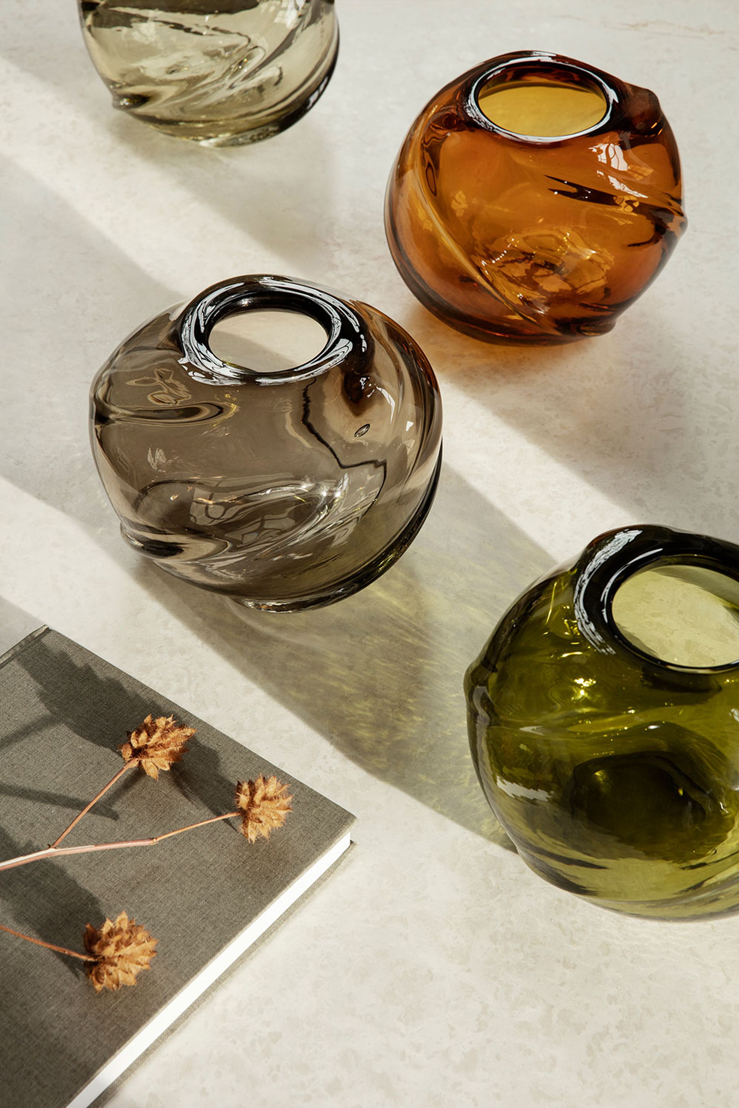 Ferm Living - - Water Swirl Round Vase - Amber