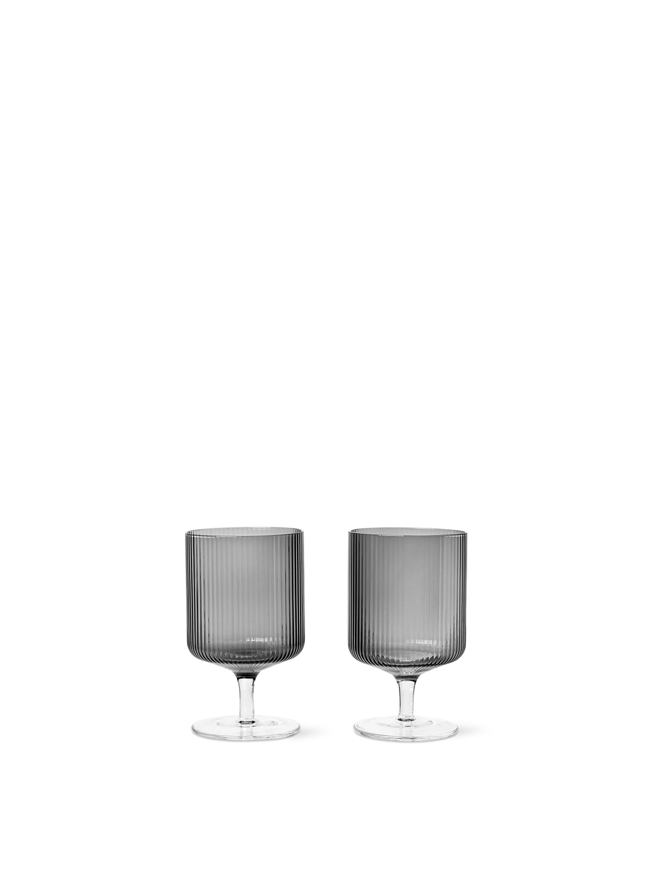 Ferm Living - Weinglas - Ripple Wine Glass (Set of 2) - Smoked Grey