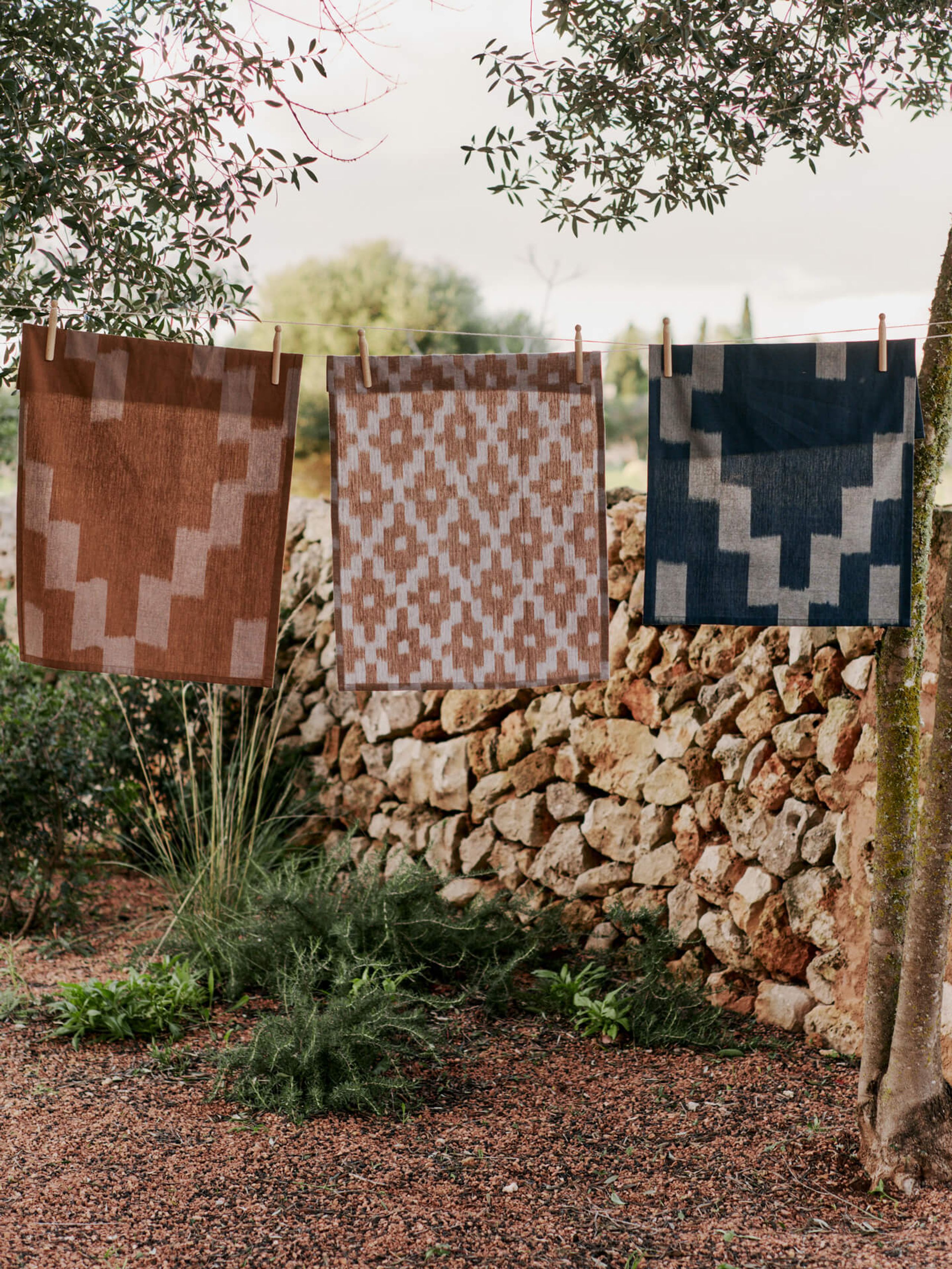 Ferm Living - Asciugamano da tè - Ikat Tea Towel - Terracotta/Mist Blue