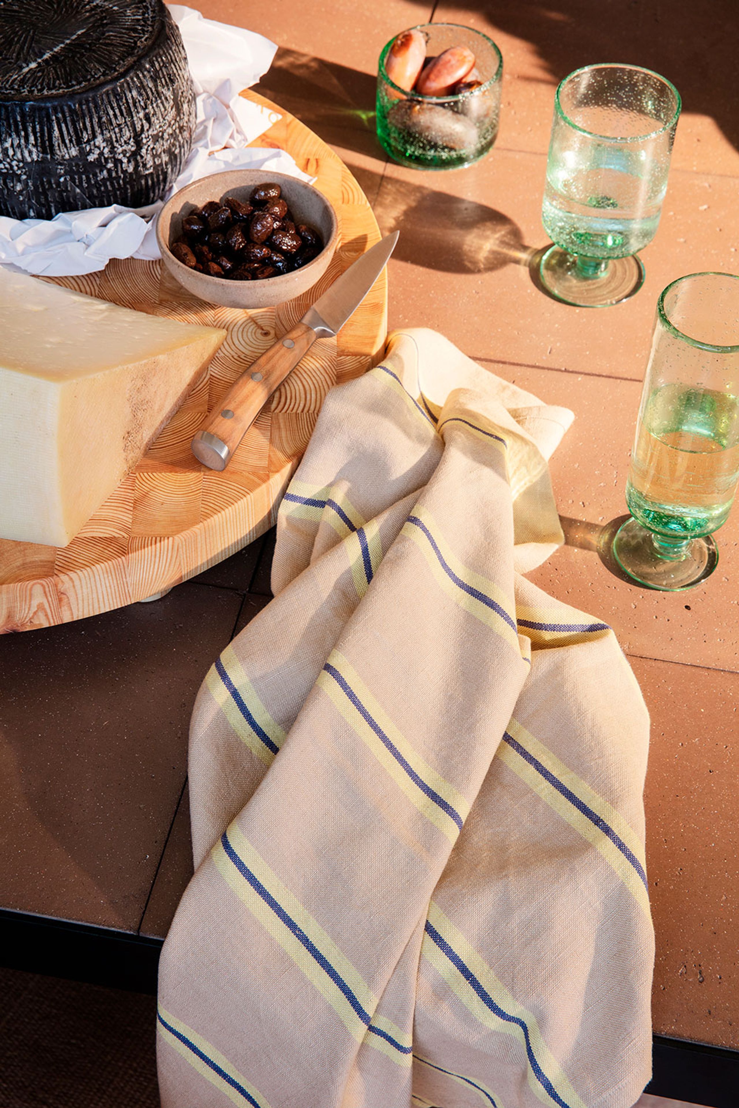 Ferm Living - Geschirrtuch - Hale Tea Towel - Sand/Black