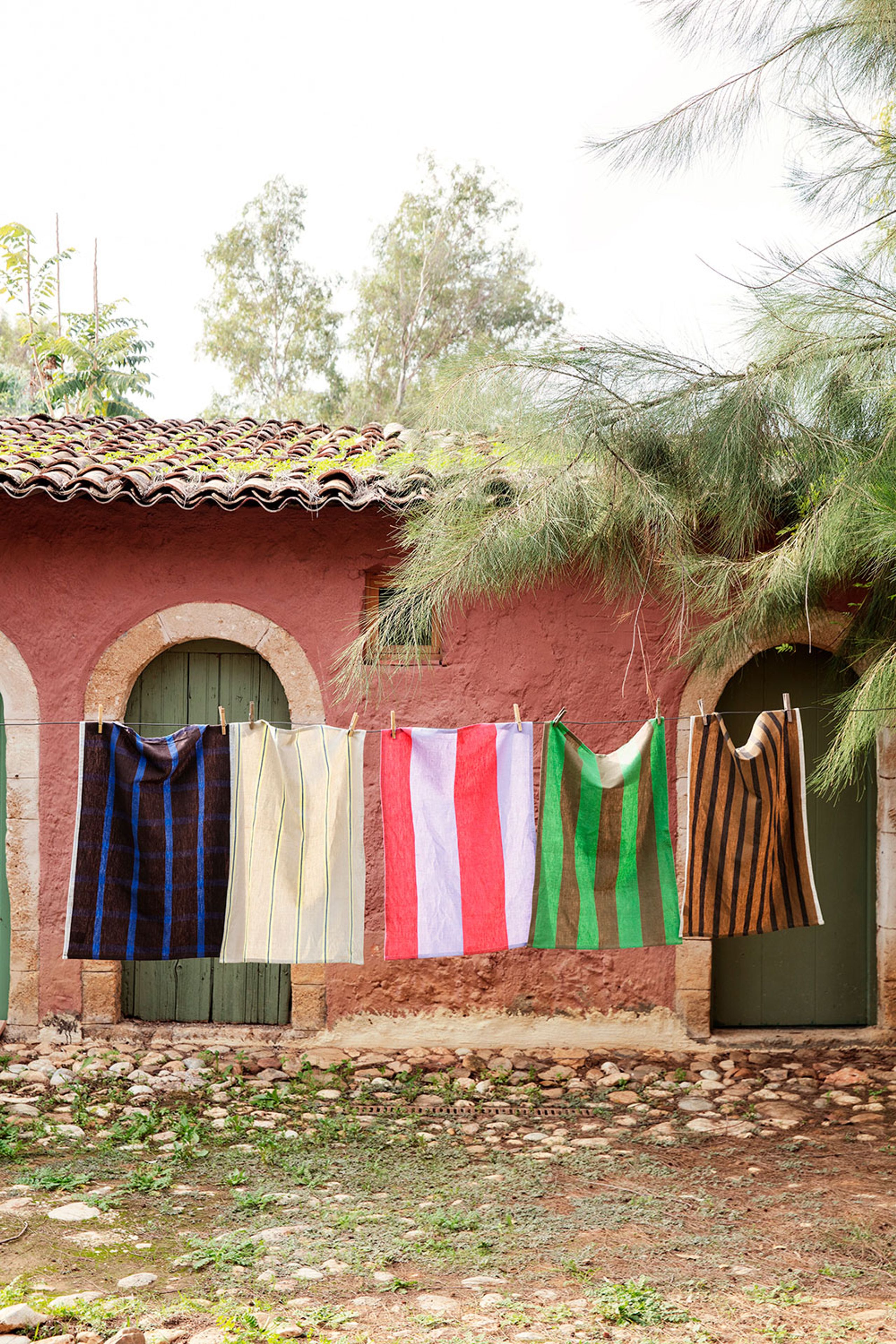 Ferm Living - Geschirrtuch - Hale Tea Towel - Sand/Black