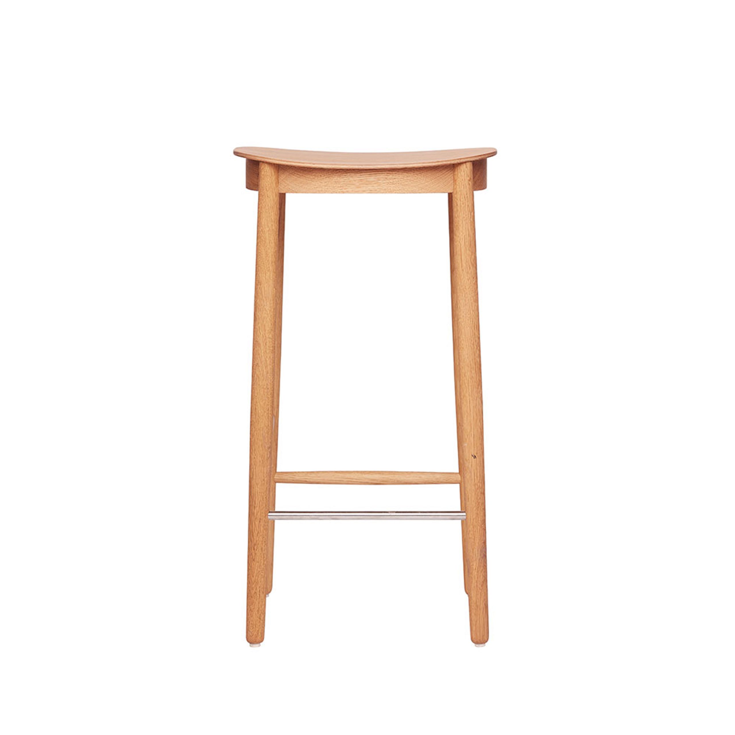 Fogia - Bar stool - Figurine Barstool - Lacquered Oak