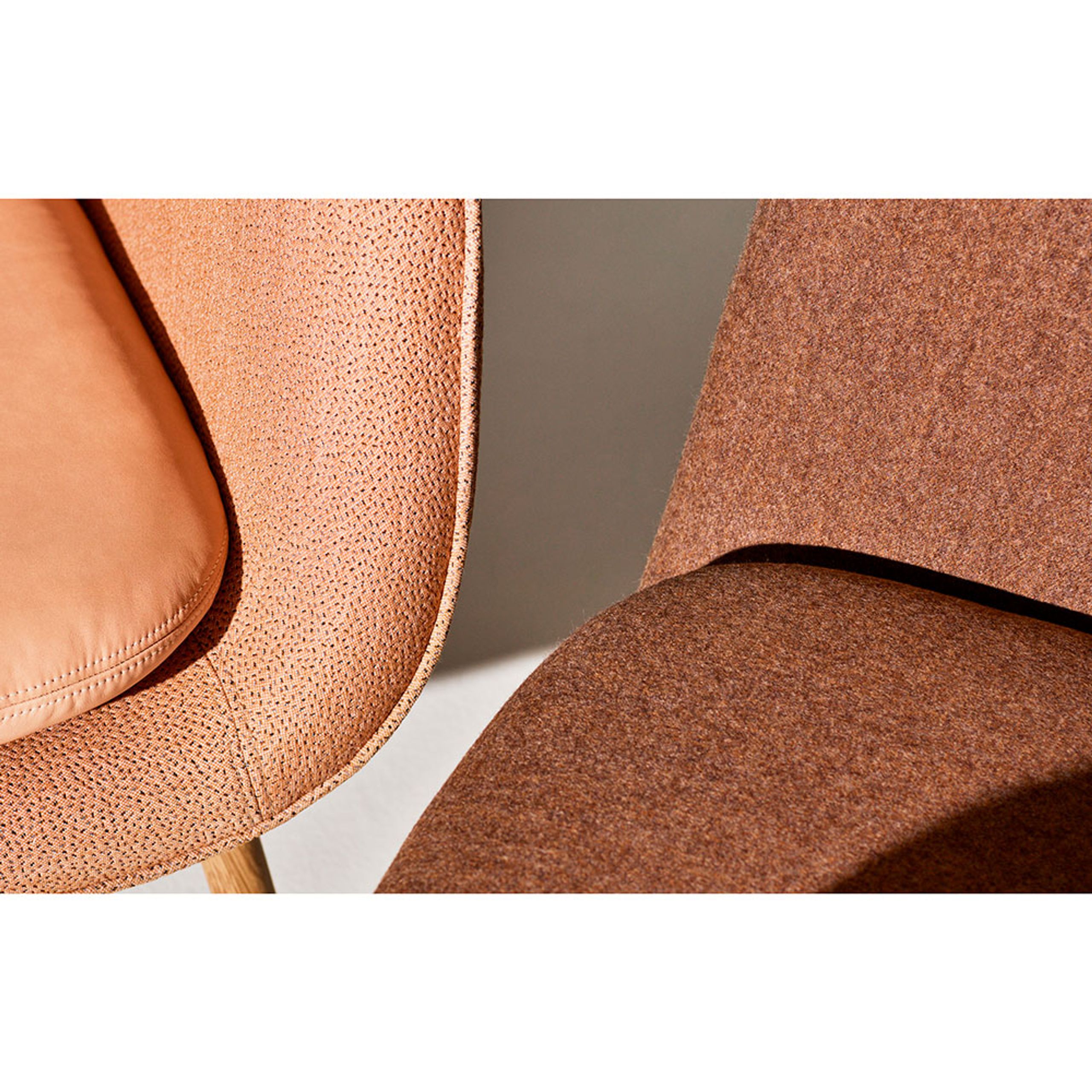 Fogia - Sessel - Enclose by Norm Architects - Vintage Cognac