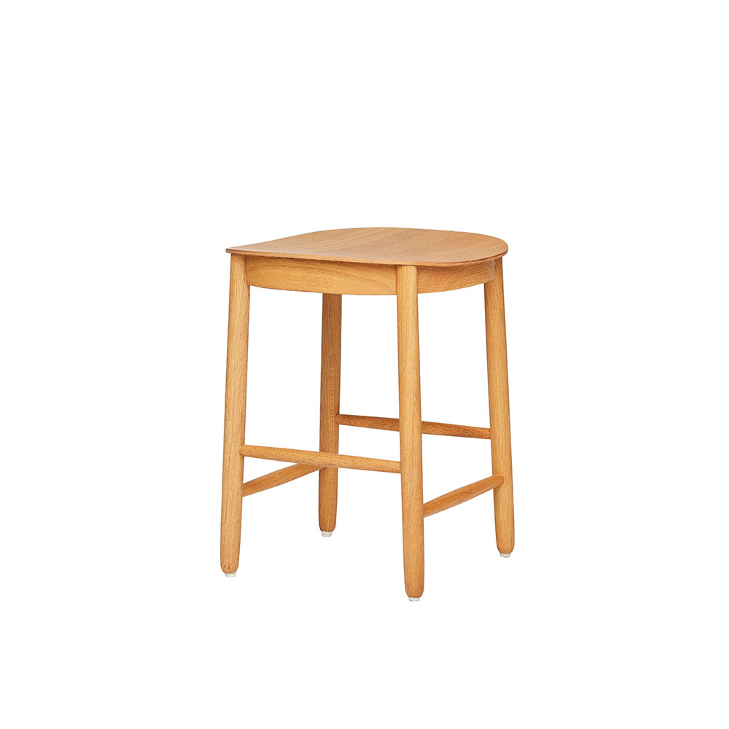 Fogia - Stool - Figurine Stool - Lacquered Oak