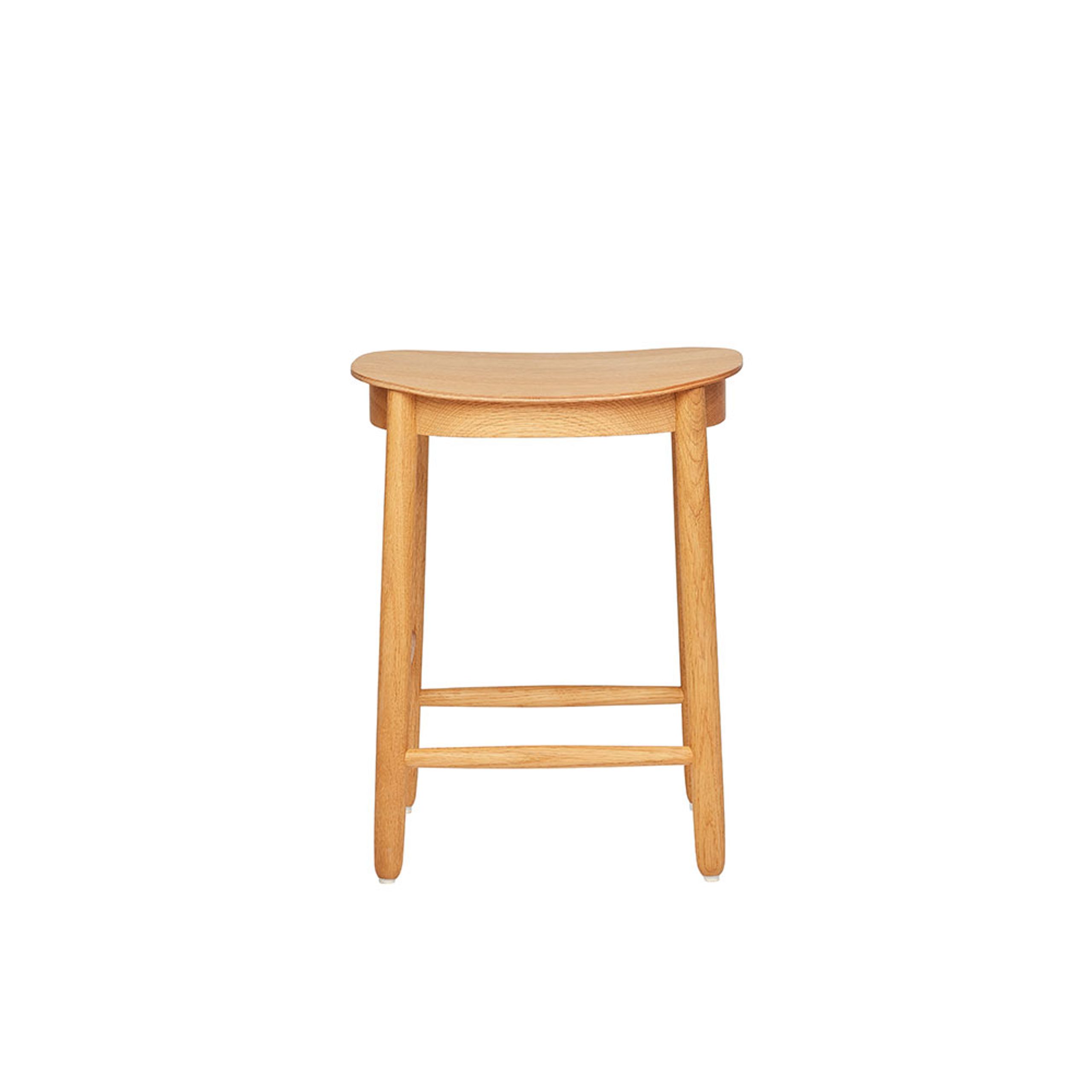 Fogia - Stool - Figurine Stool - Lacquered Oak