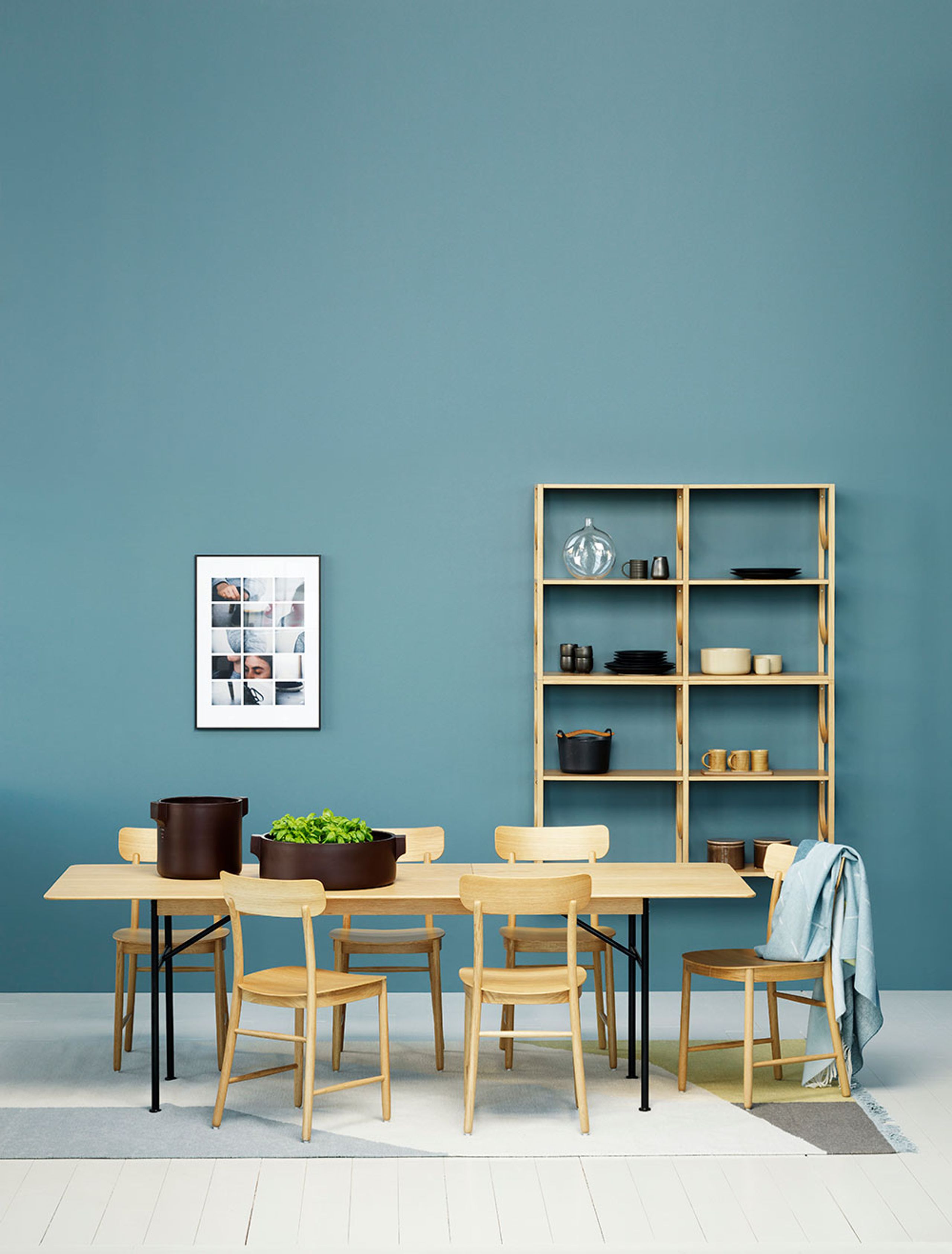 Fogia - Spisebord - Supper - Lacquered Oak / Matte Black + Extension Leaf (50 cm)