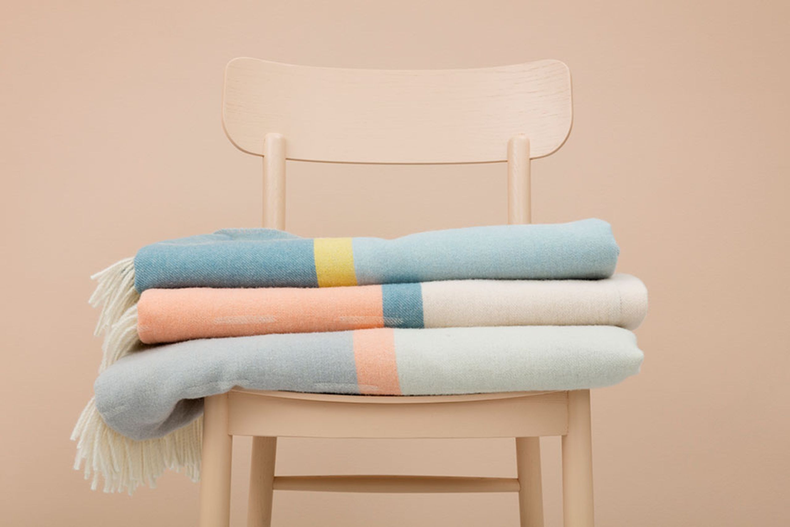 Fogia - Chair - Figurine - White Stained Oak