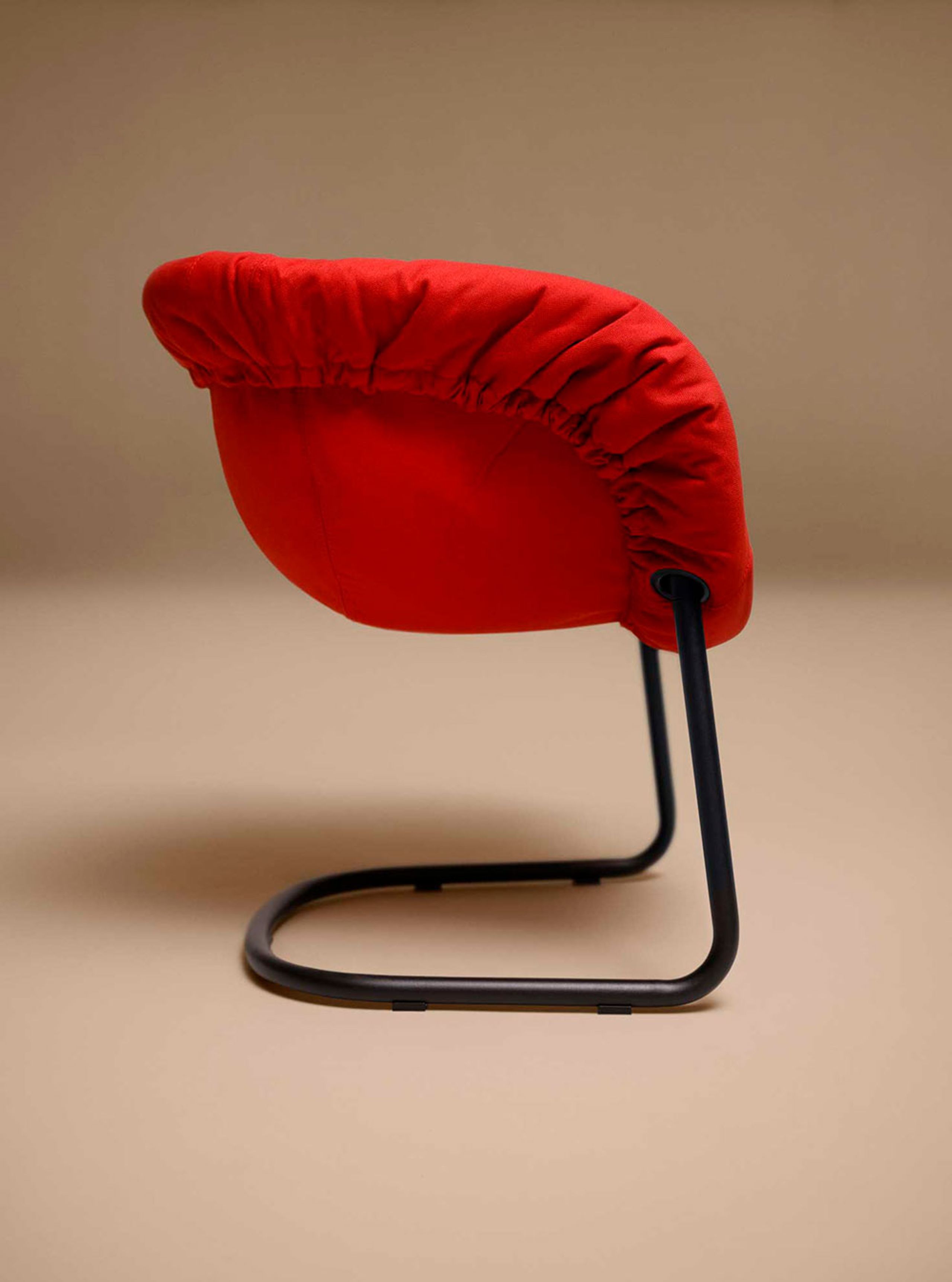 Fogia - Chair - Hood - Field Black