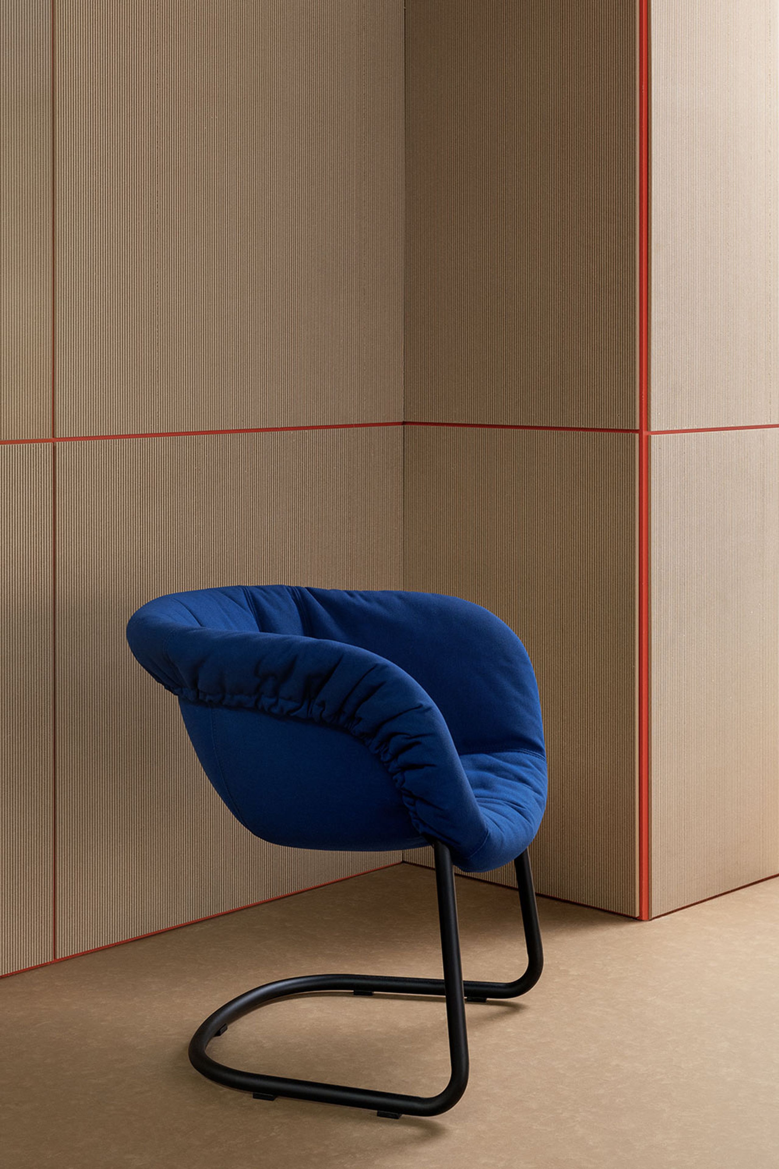 Fogia - Chair - Hood - Field Black