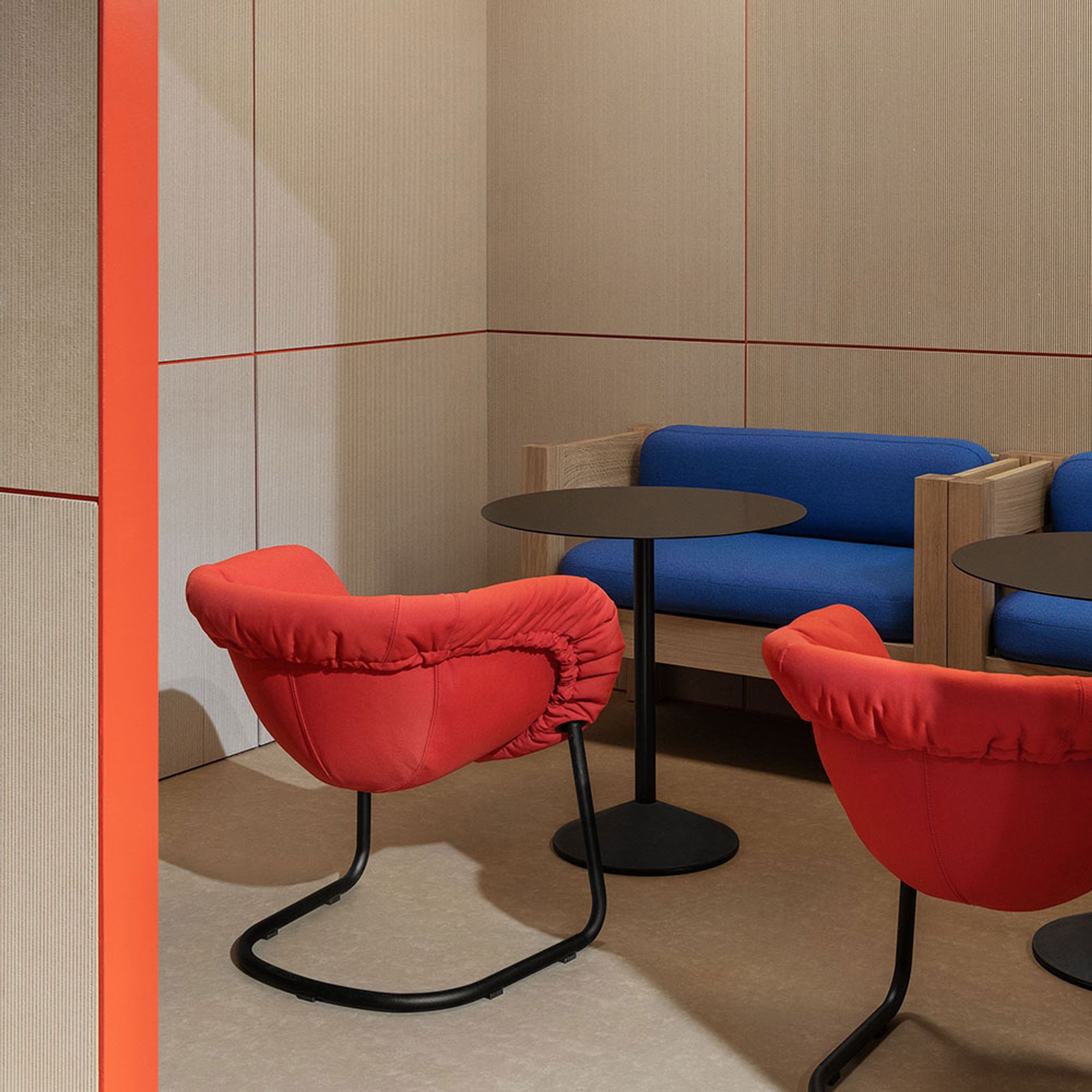 Fogia - Chair - Hood - Field Blue