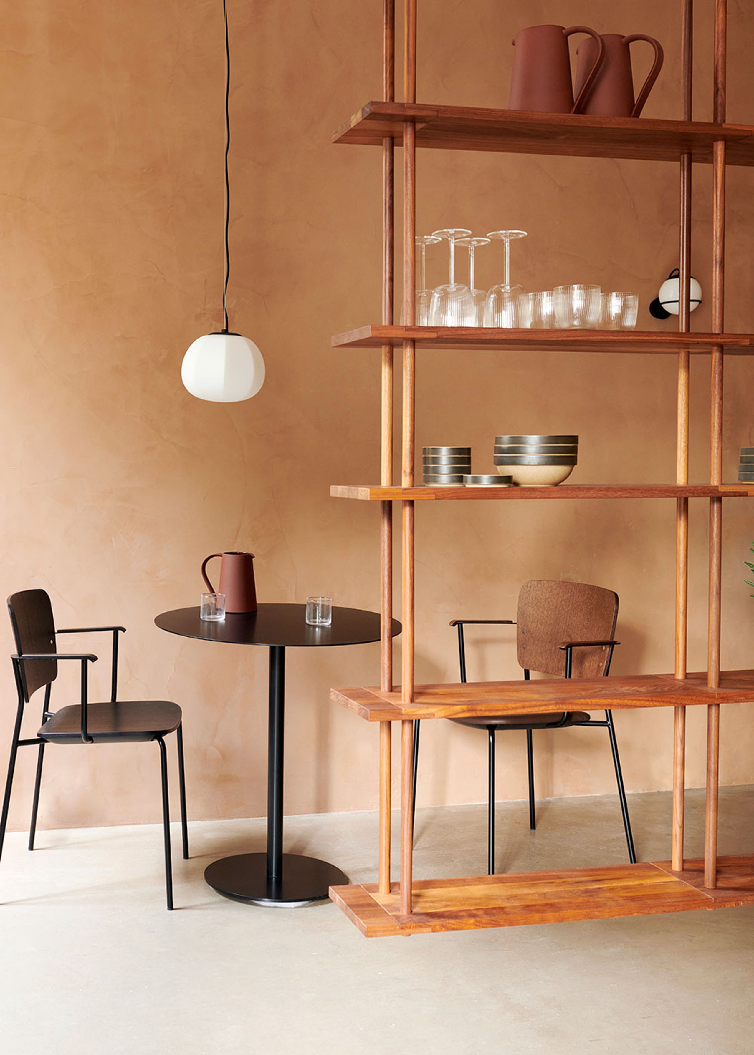 Fogia - Chair - Mono Chair - Seat: Lacquered Oak