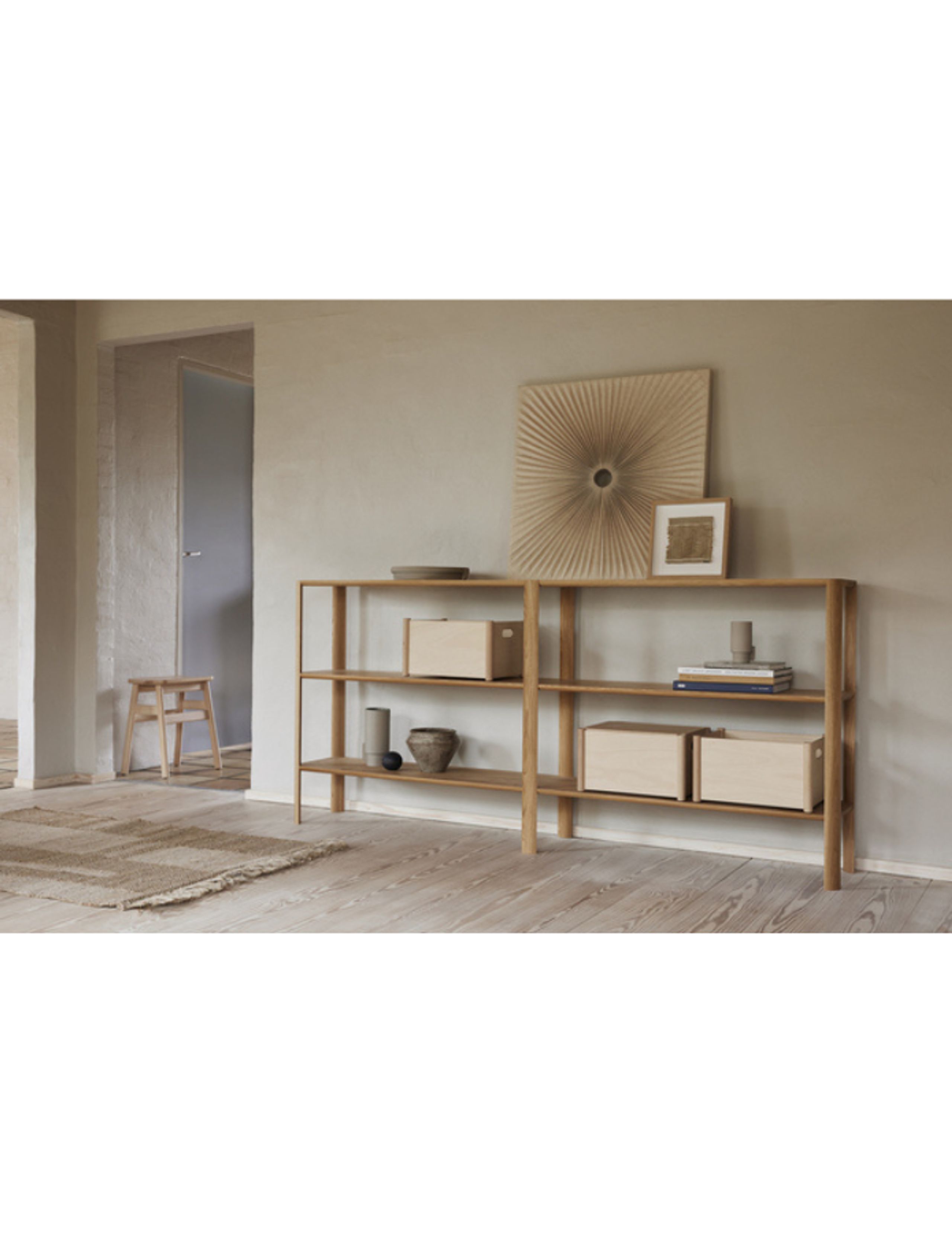 Form & Refine - Stolička - Angle Standard Stool 45 - Black Stained Beech