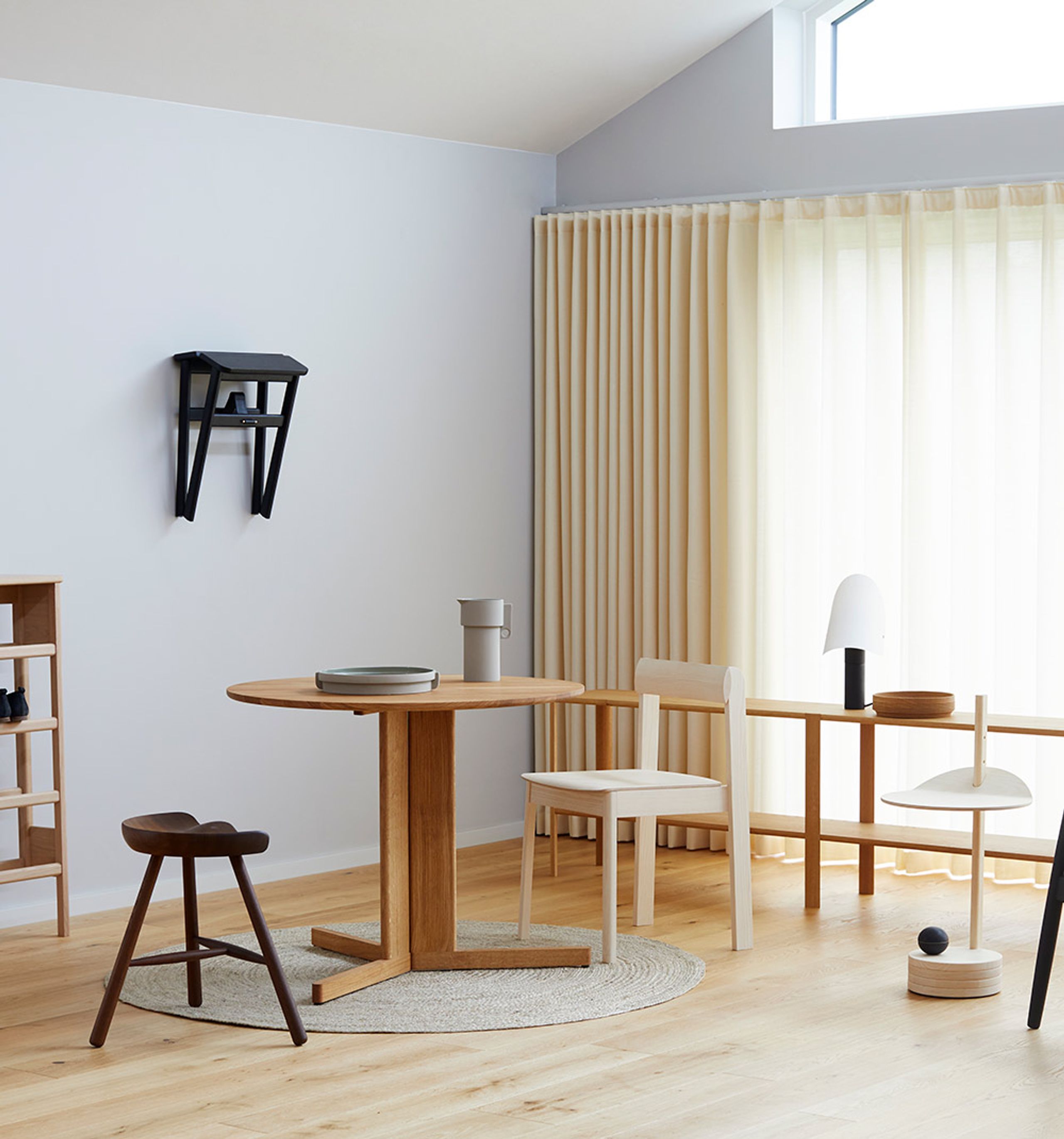 Form & Refine - Stol - Blueprint stol - Ask