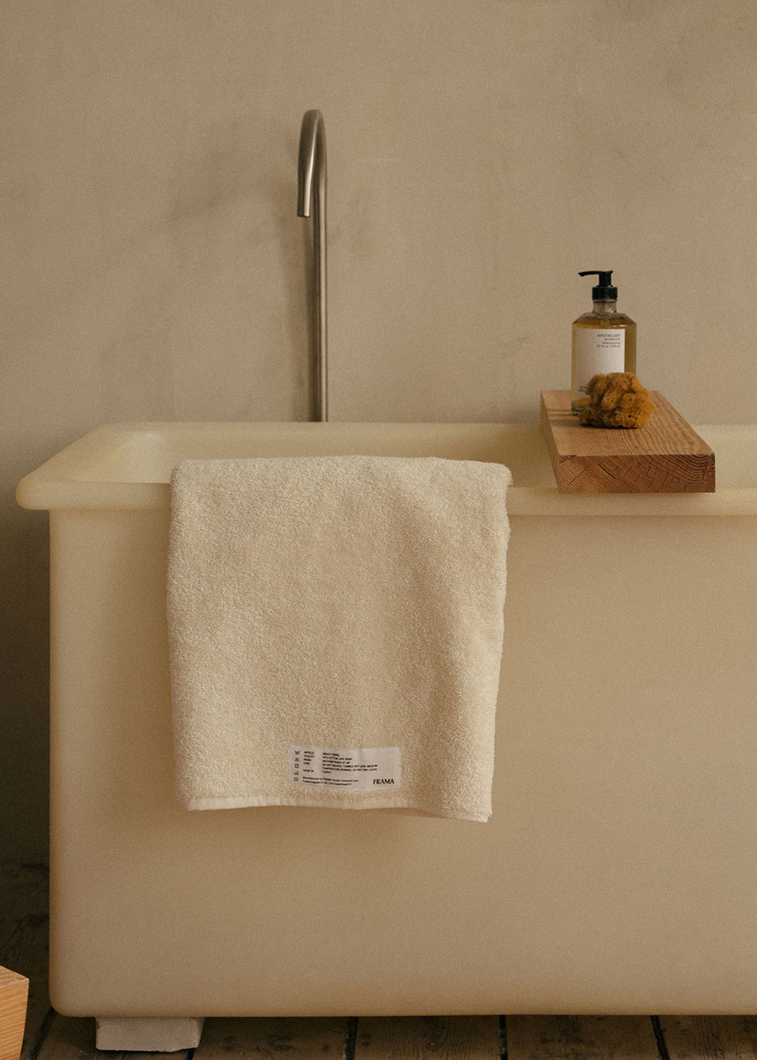 FRAMA - Towel - Heavy Towels - Bone White - Bath