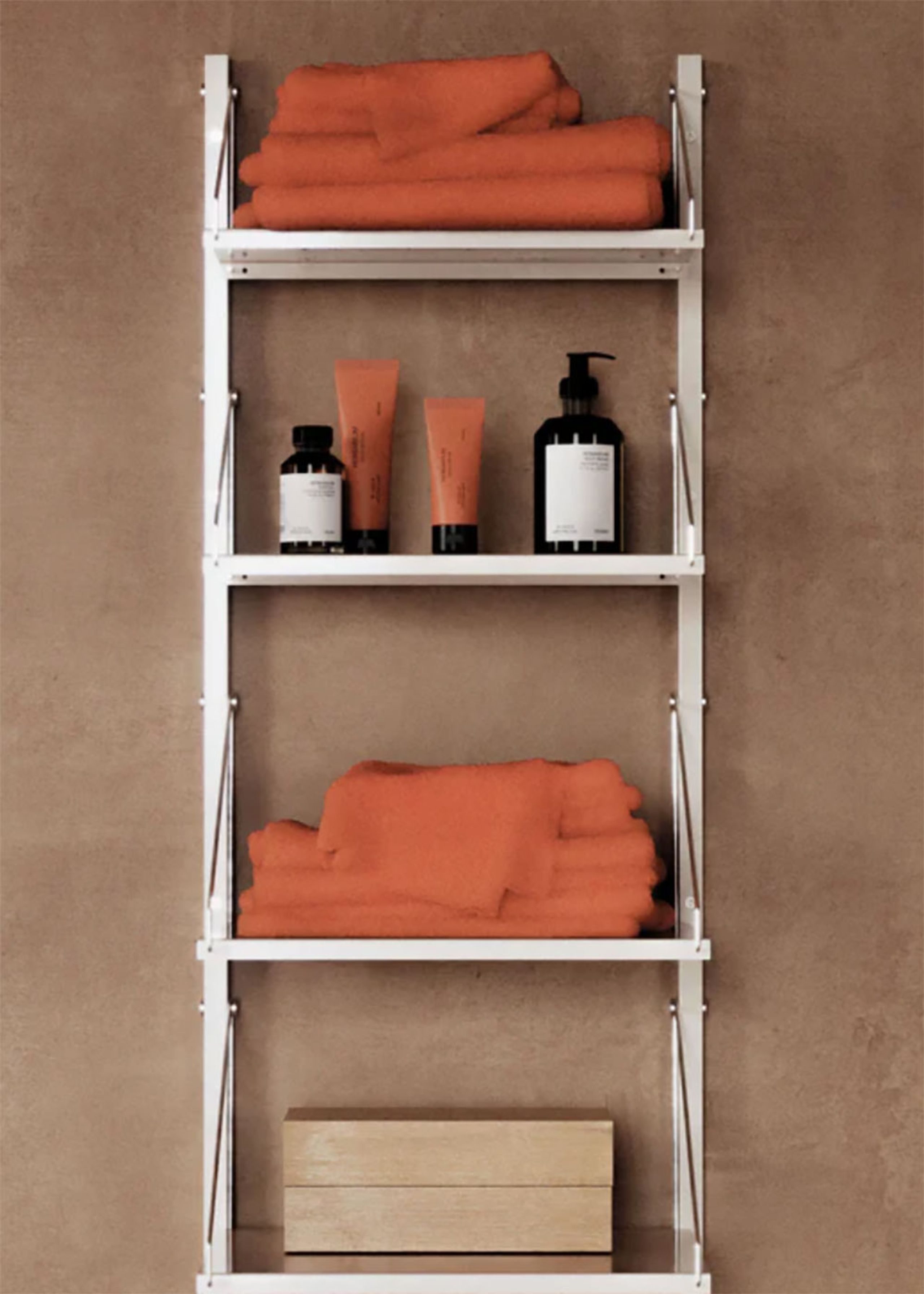 FRAMA - Rekken - Shelf Library H1084 / Single Section - Warm White Steel - Warm Steel White / W40