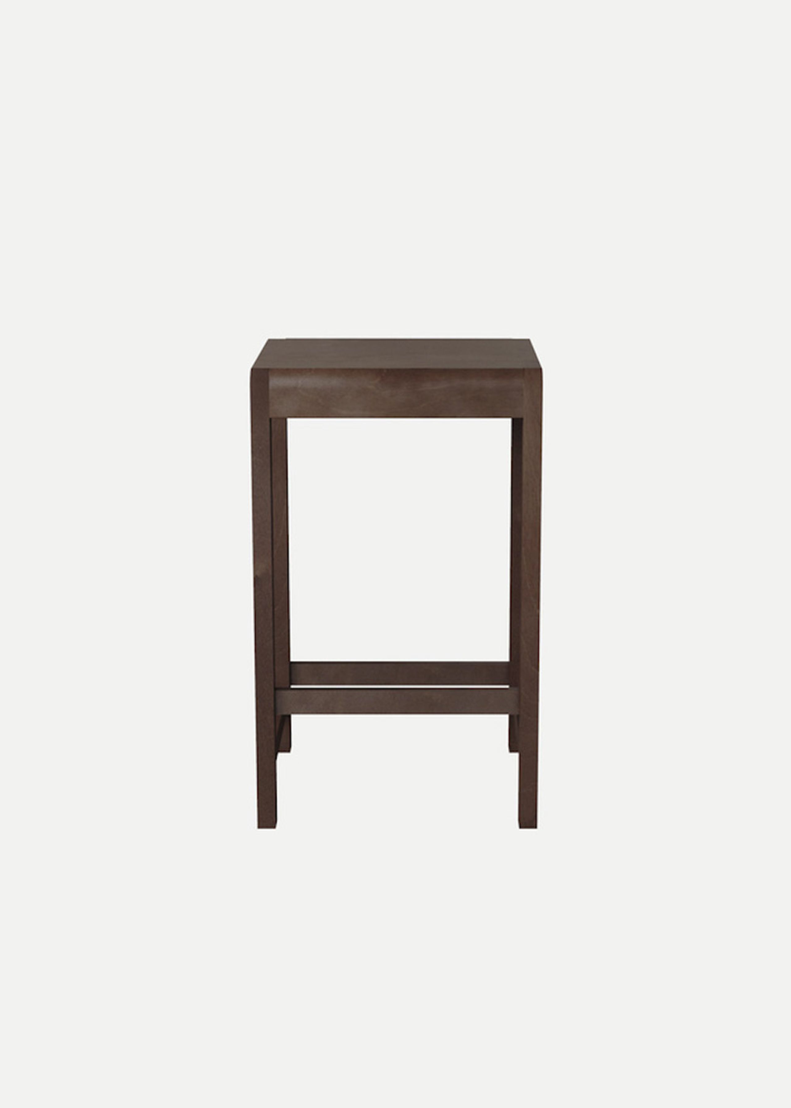 FRAMA - Skammel - 01 stool - Dark Wood - H65