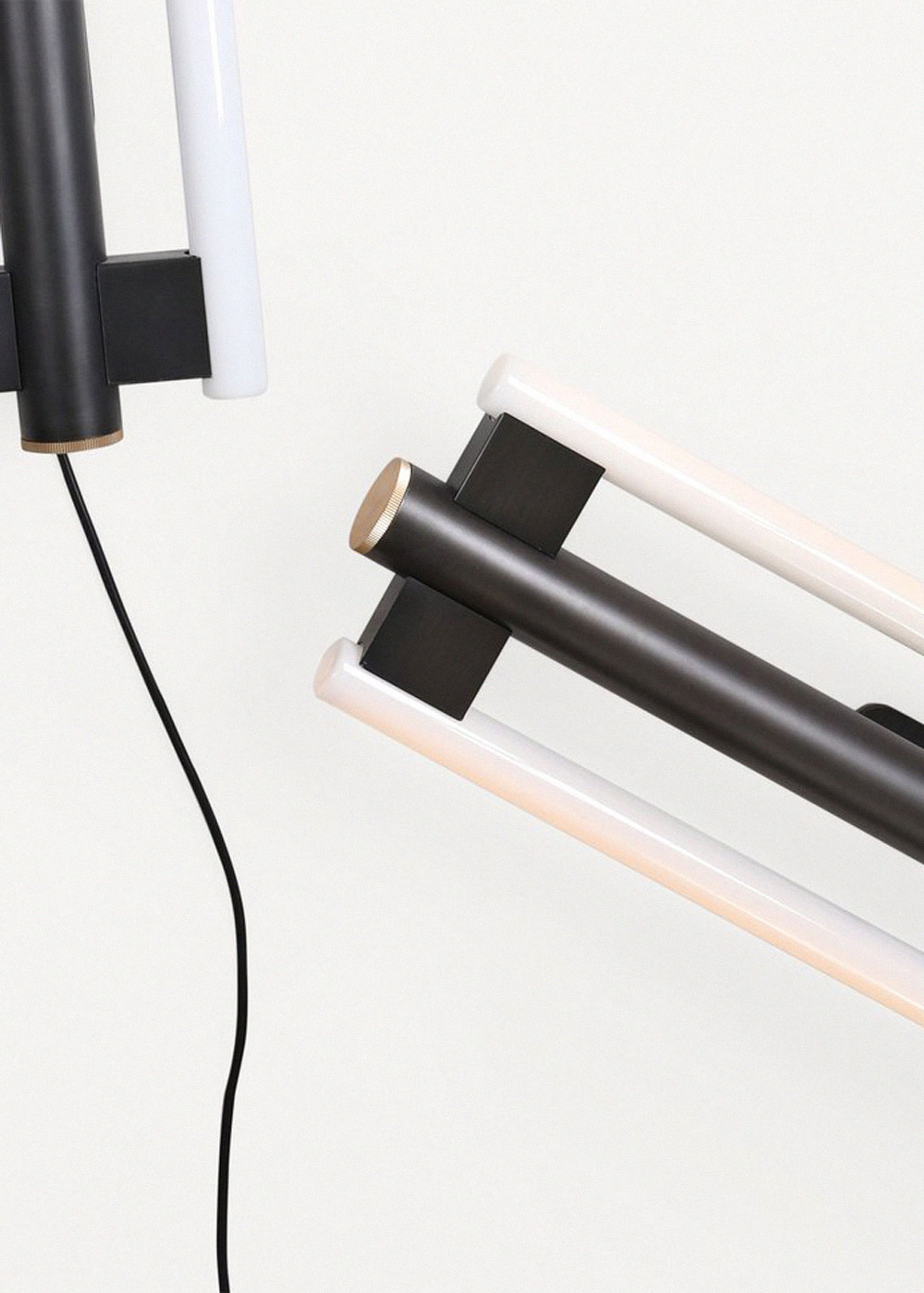 FRAMA - Wall lamp - Eiffel Wall Lamp / Double - 500