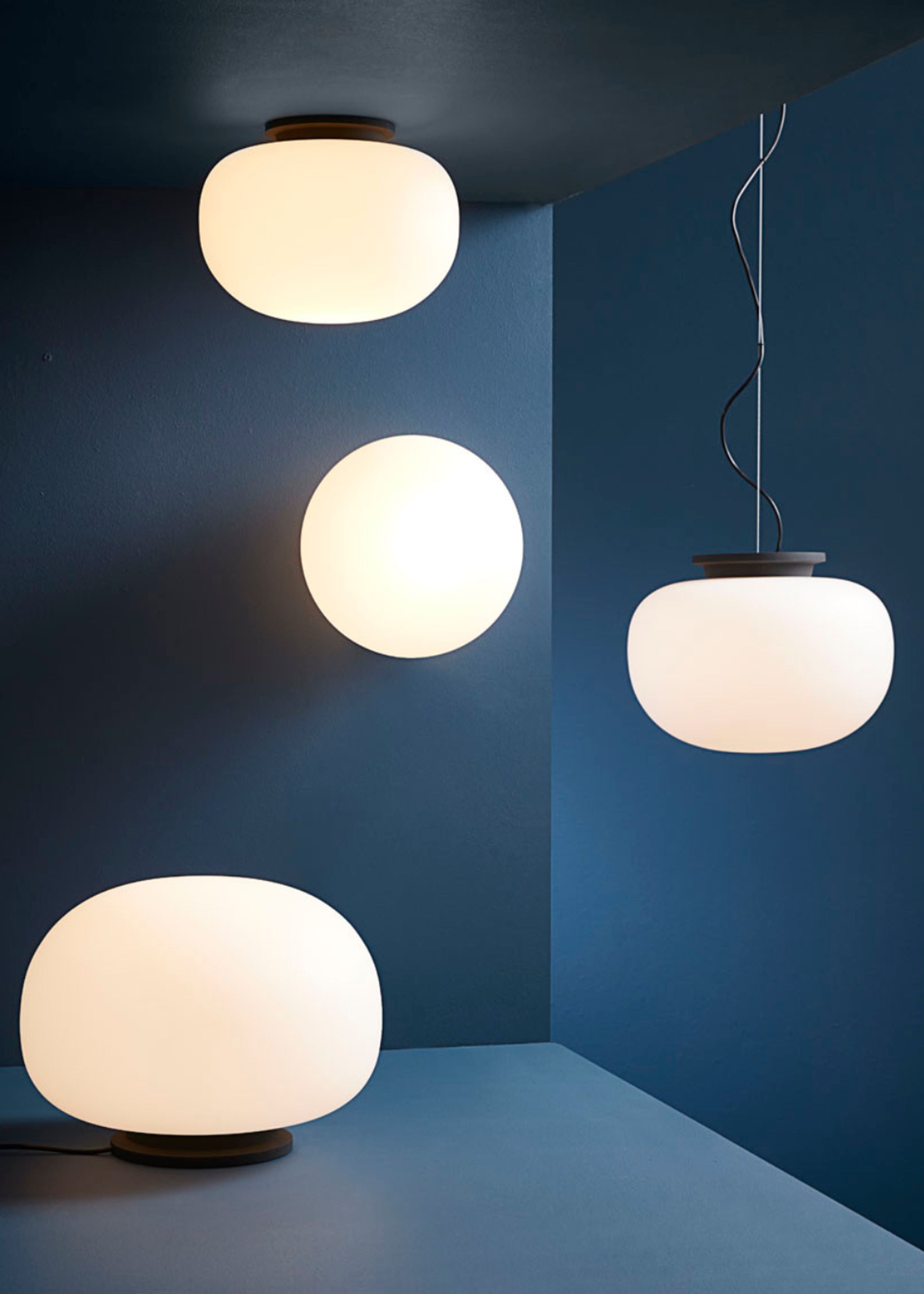 Frandsen - Taklampa - Supernate Ceiling Light - Opal White/Black - Ø38
