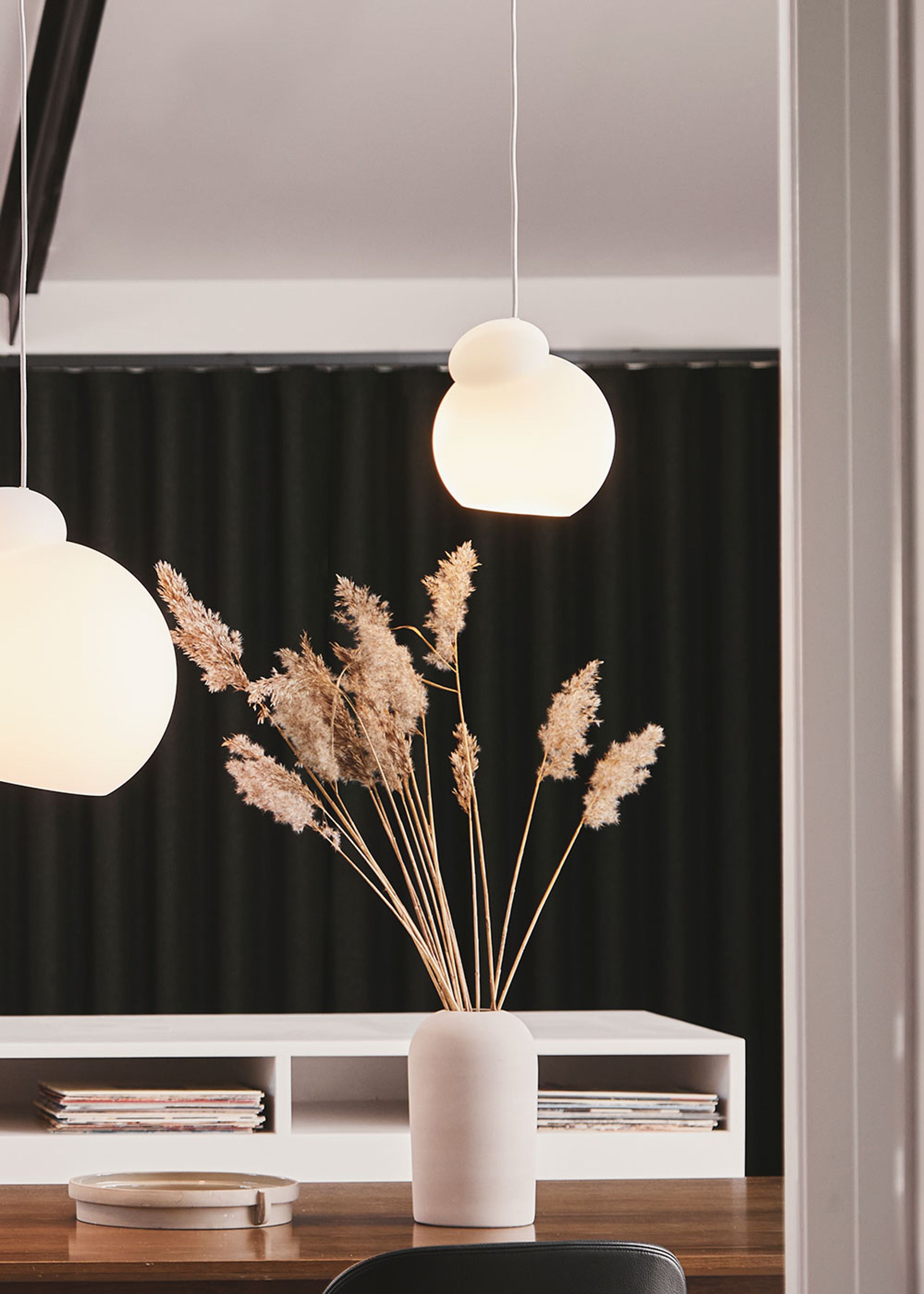 Frandsen - Pendel - Air Pendant - Opal White - Ø28