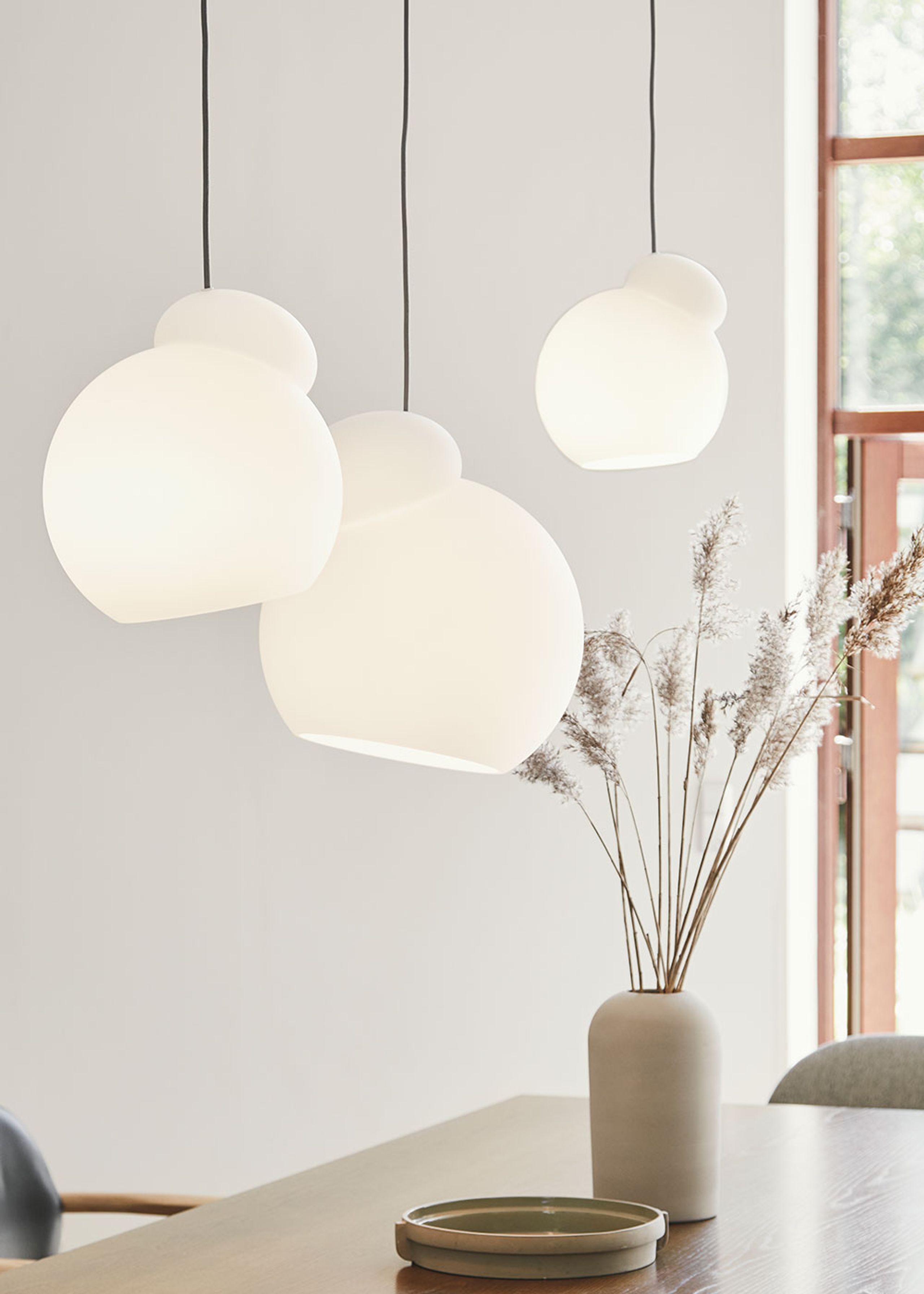Frandsen - Pendel - Air Pendant - Opal White - Ø28