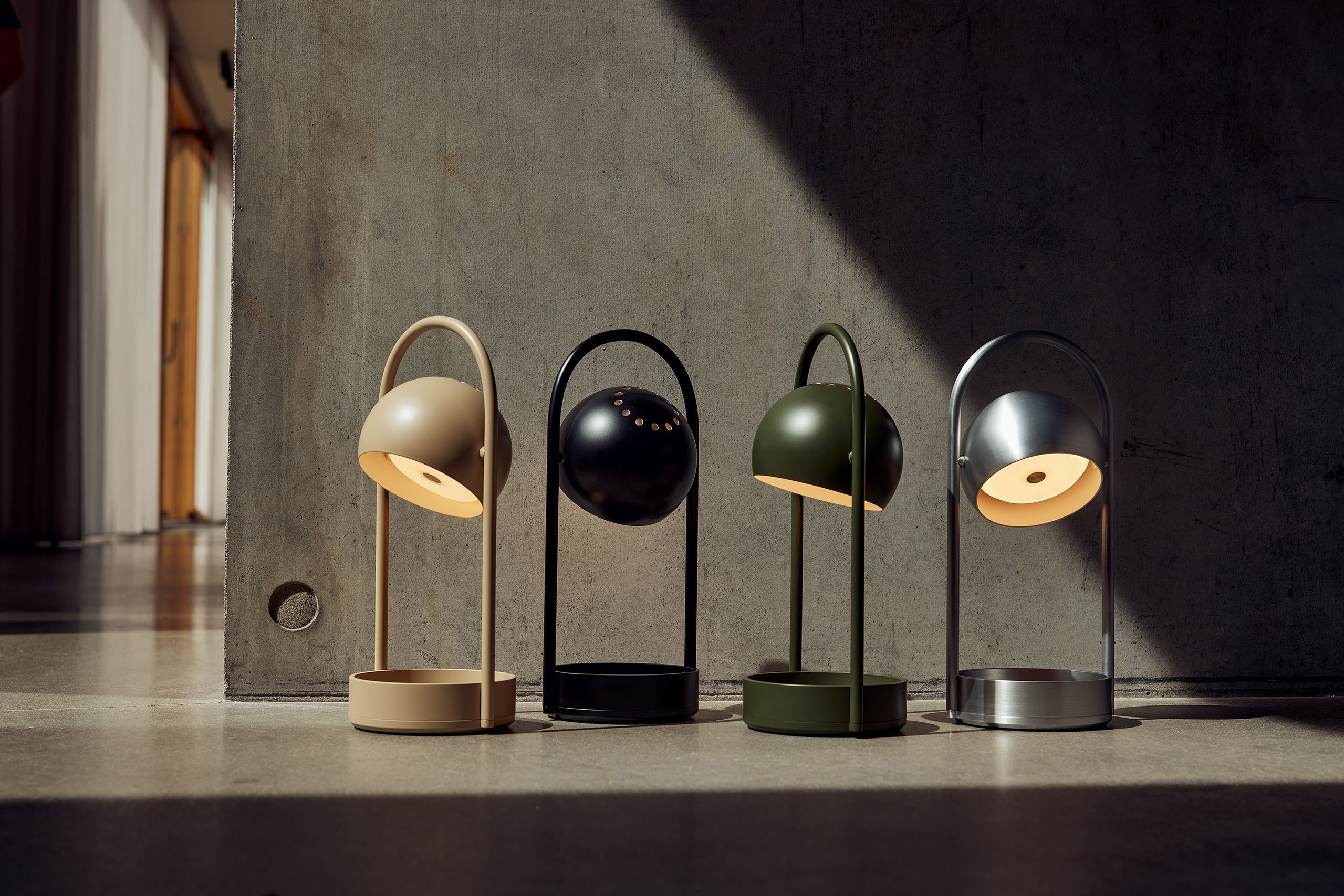 Frandsen - Portable lamp - Ball Portable Table Lamp - Black