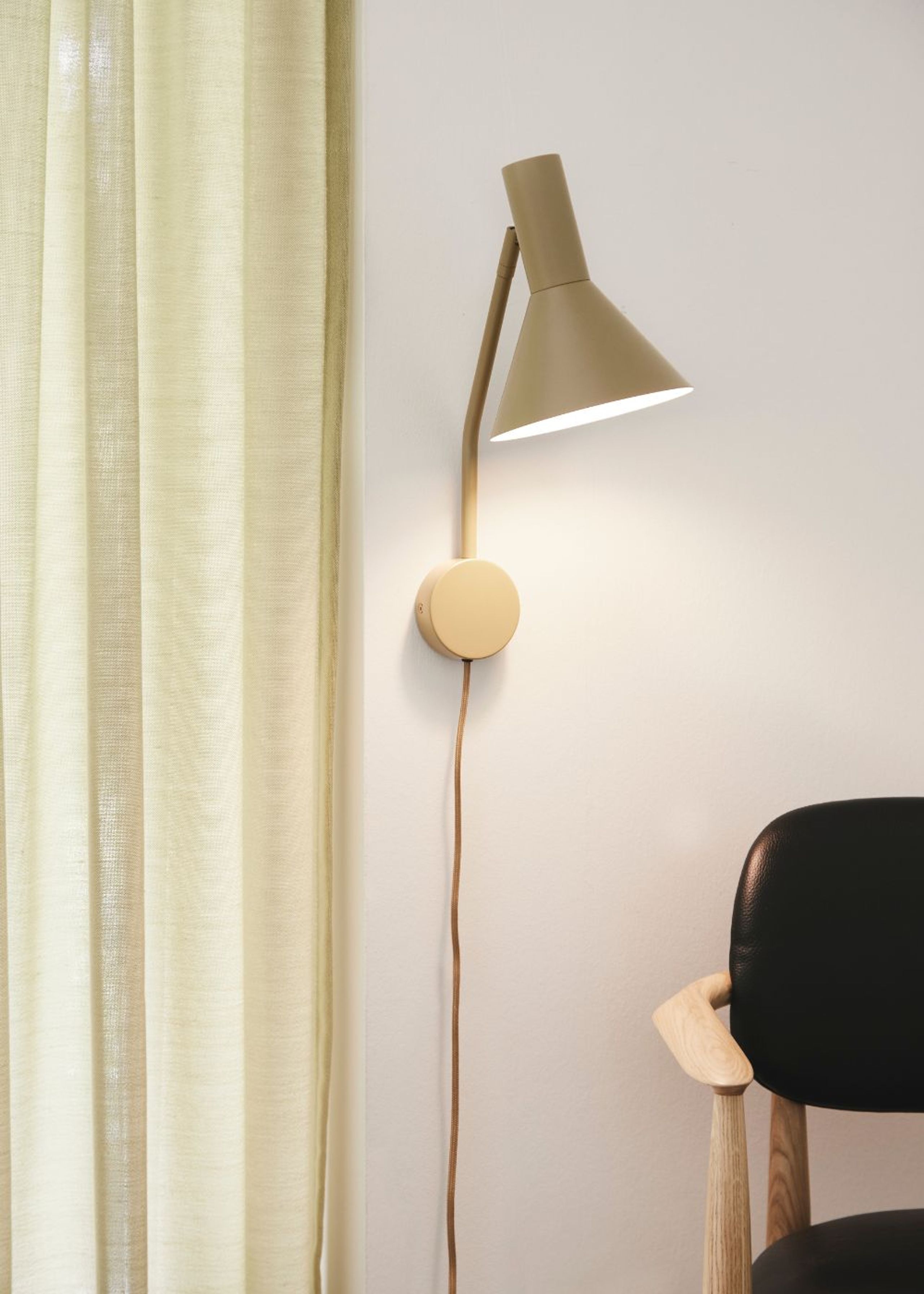 Frandsen - Væglampe - Lyss Wall Lamp - Matt Green