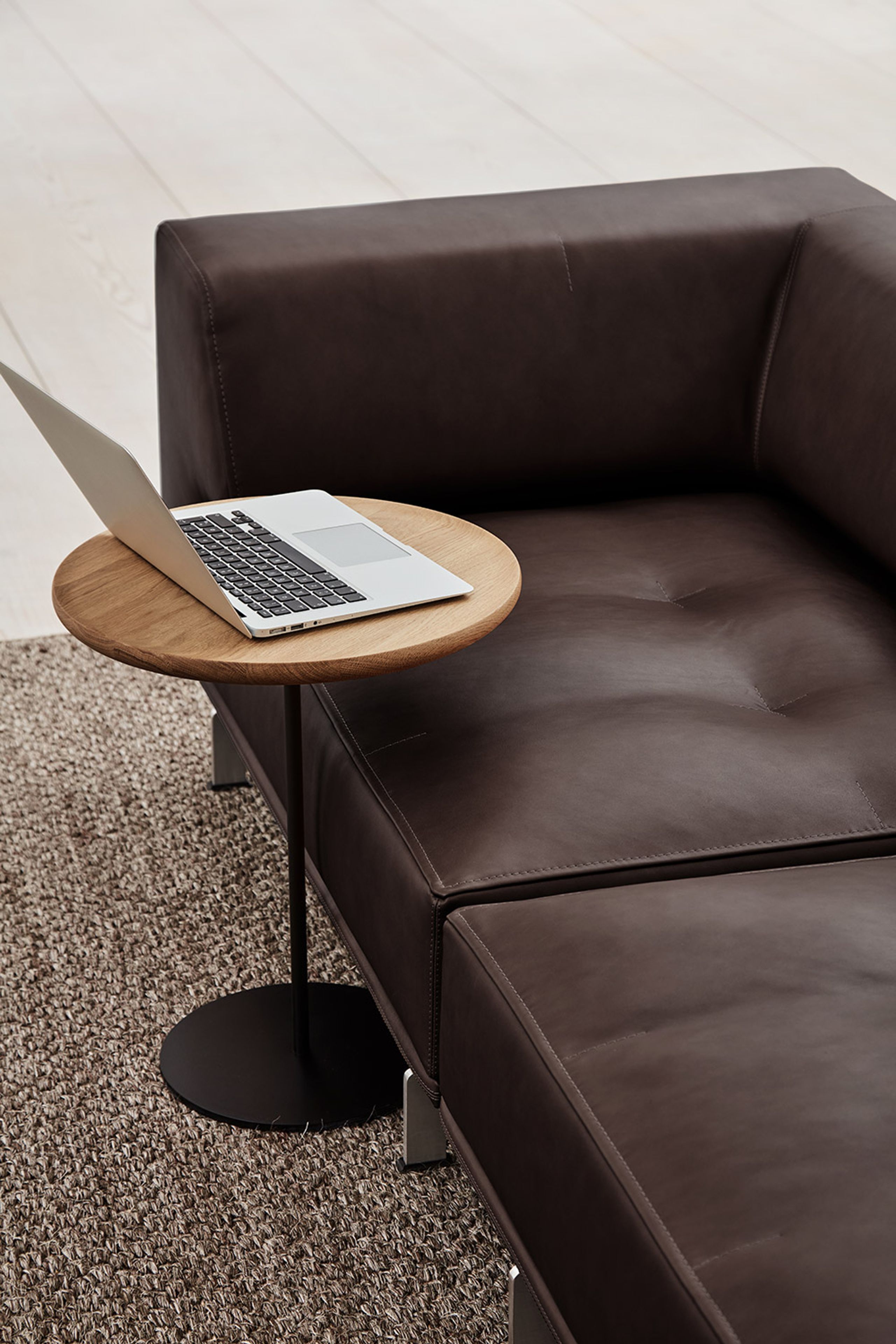 Fredericia Furniture - Table - Pal Side Table 6751 by Keiji Takeuchi - Black Lacquered Oak / Black