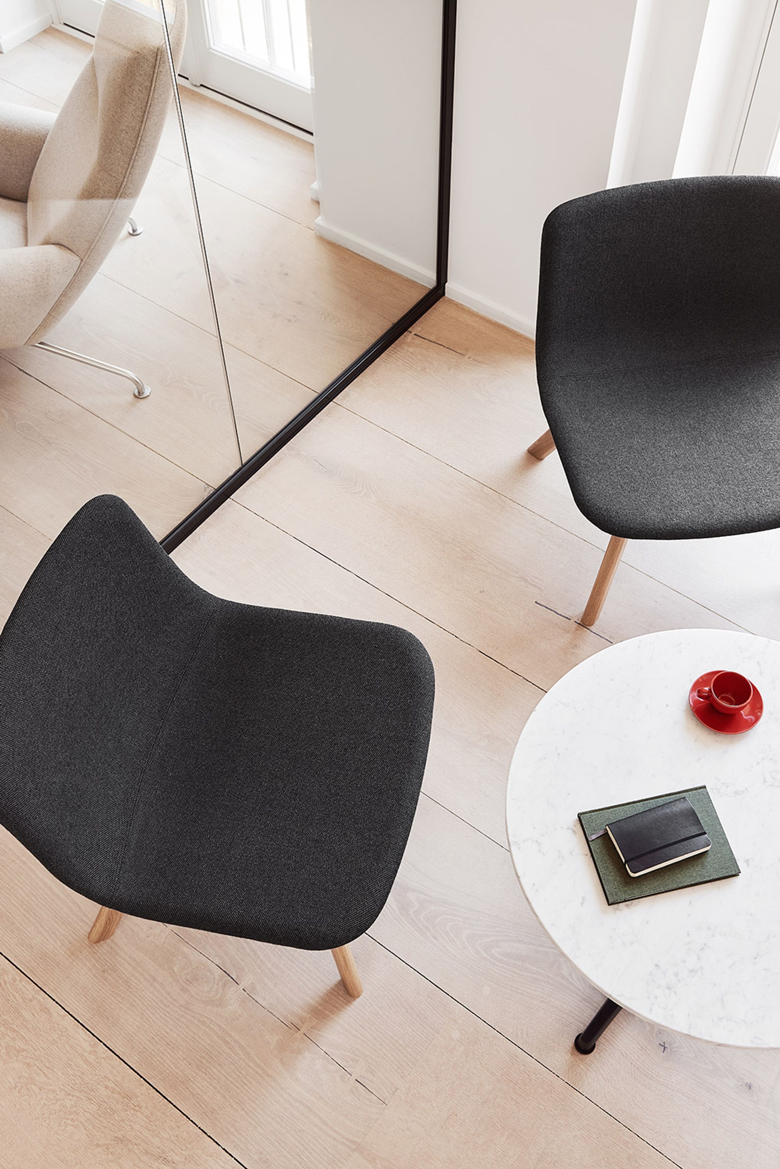 Fredericia Furniture - Consiglio - Pato Table 4684 by Welling/Ludvik - White Carrara