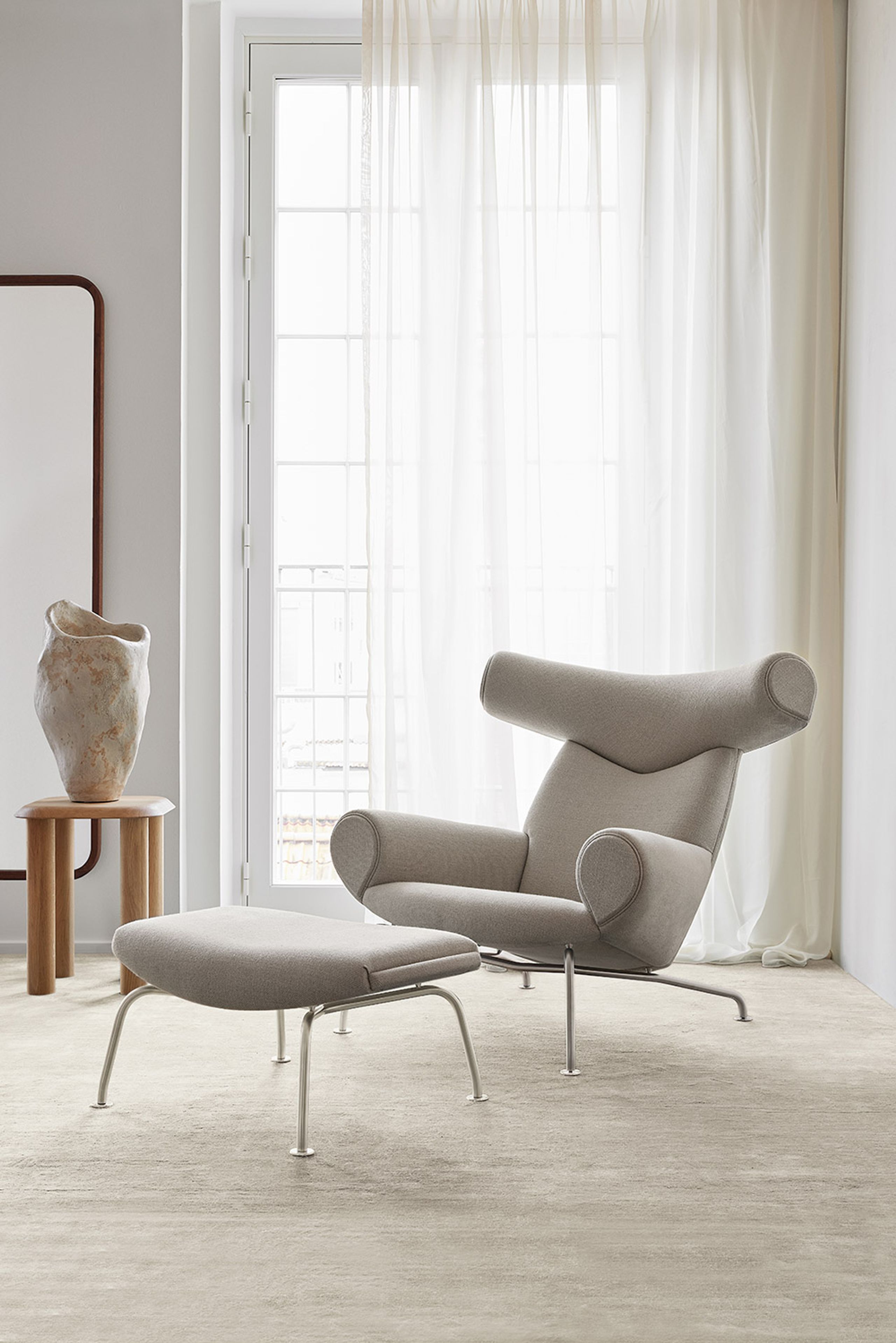 Fredericia Furniture - Fodskammel - Wegner Ox Ottoman 1002 by Hans J. Wegner - Max 95 Cognac