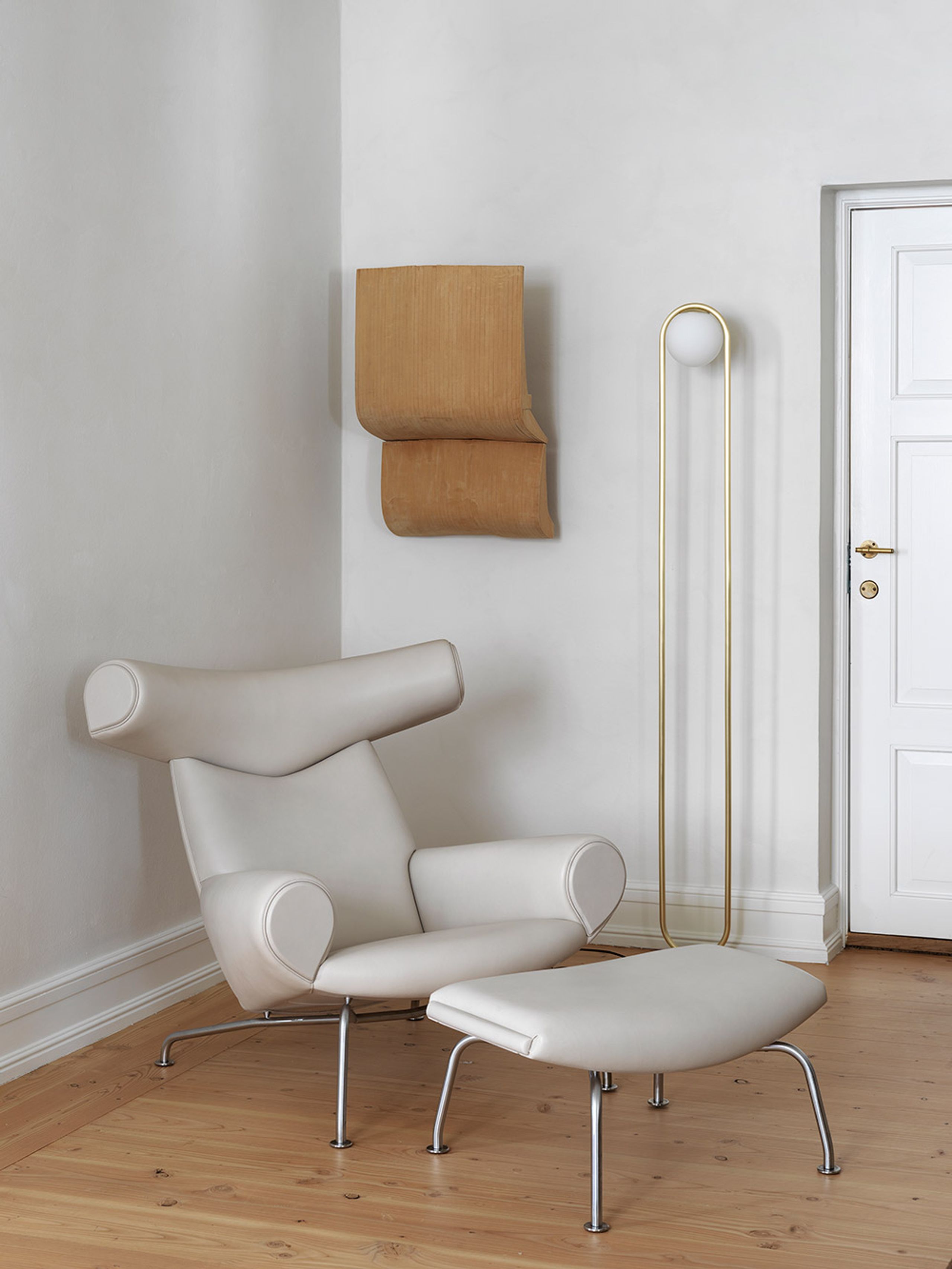 Fredericia Furniture - Fodskammel - Wegner Ox Ottoman 1002 by Hans J. Wegner - Max 95 Cognac