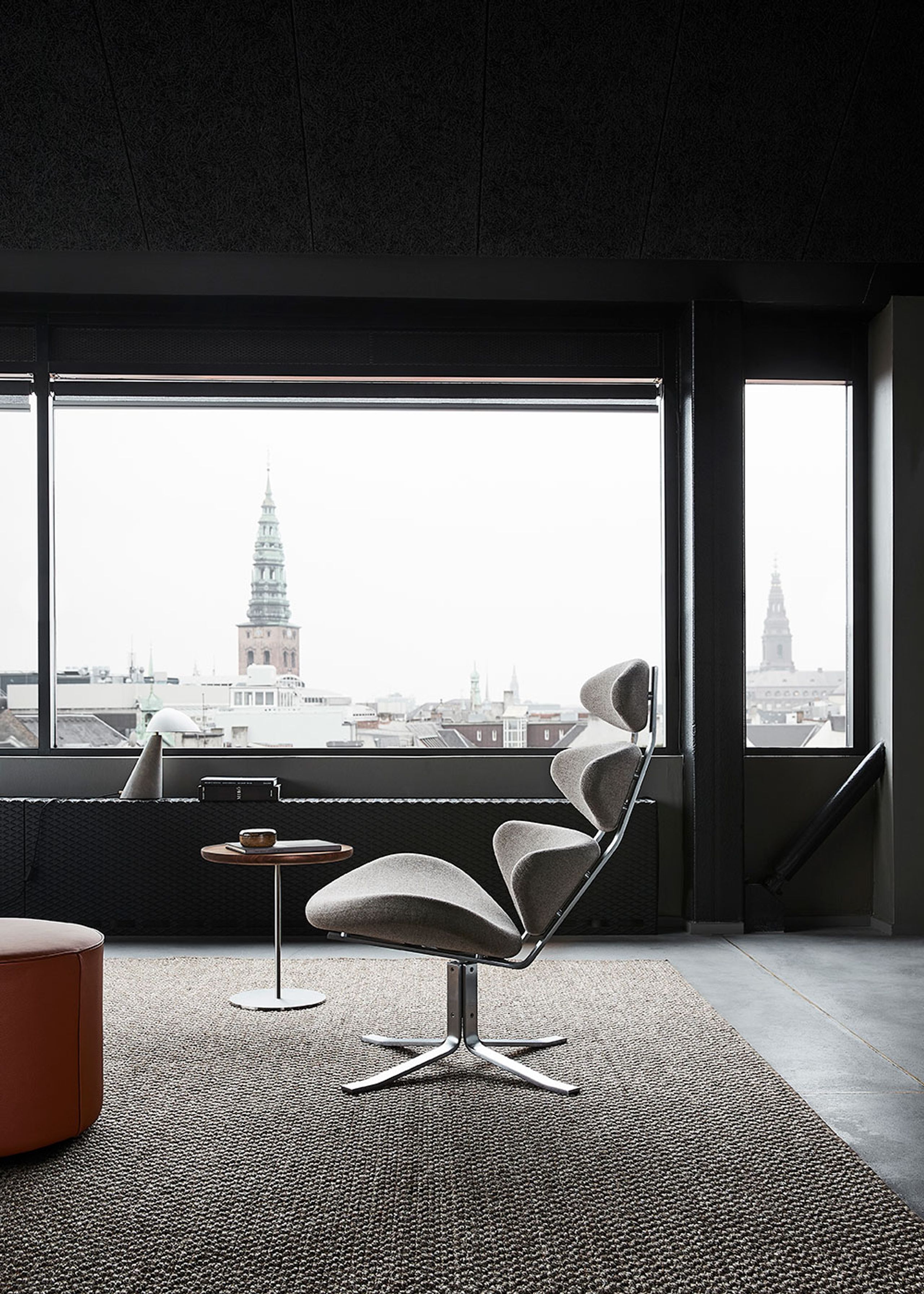 Fredericia Furniture - Sessel - Corona Chair 5000 by By Poul M. Volther - Hallingdal 110