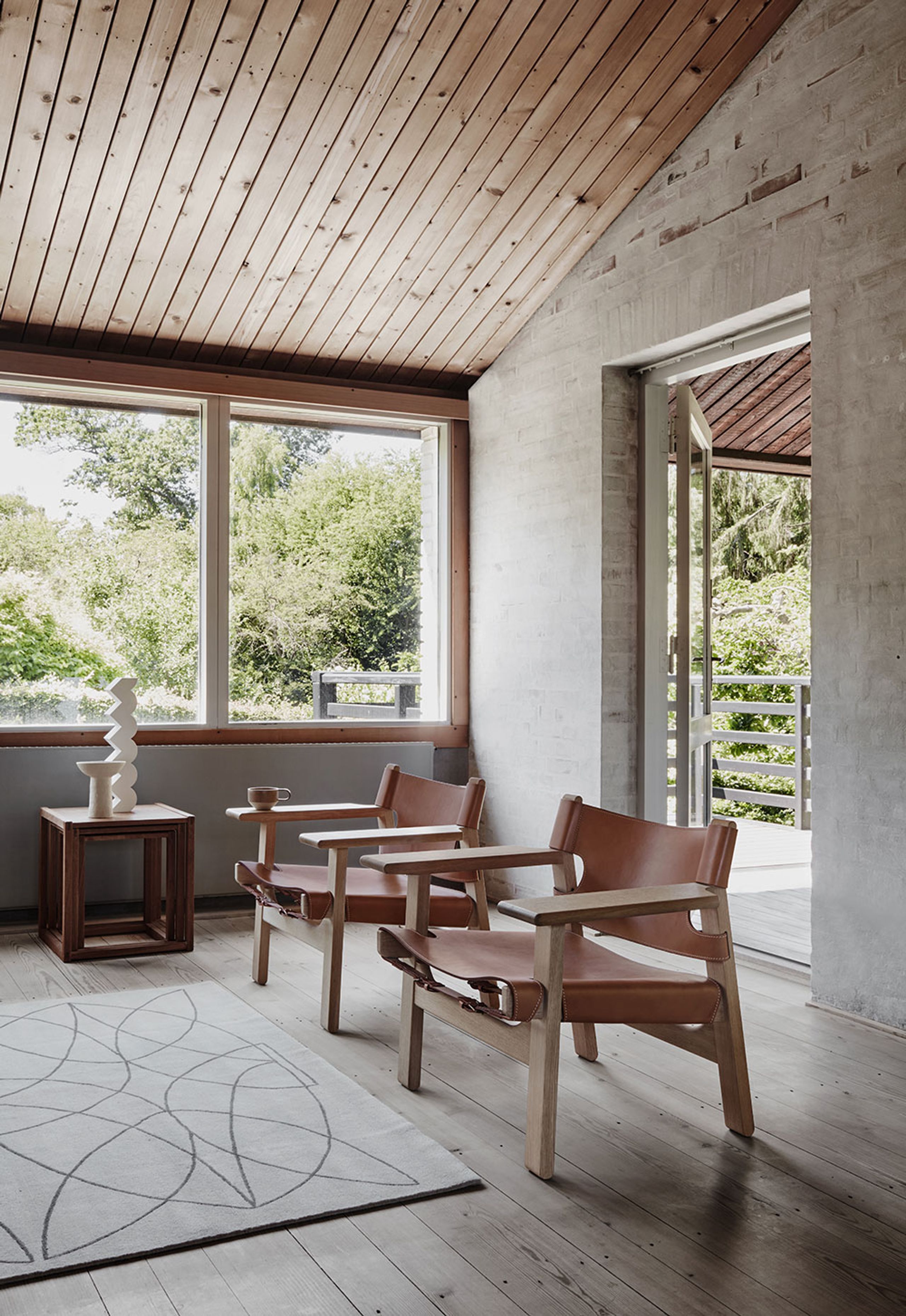 Fredericia Furniture - Lænestol - Den Spanske Stol 2226 by Børge Mogensen - Light Oiled Oak / Vegetable Tanned Natural Saddle Leather