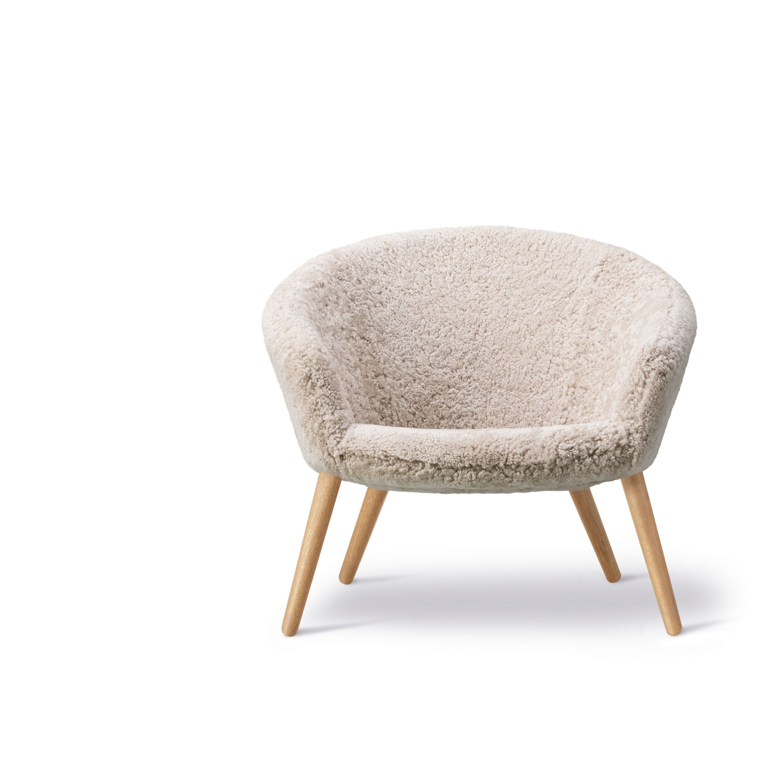 Fredericia Furniture - Sessel - Ditzel Lounge Chair 2631 by Nanna Ditzel - Sheepskin Moonlight / Olied Oak