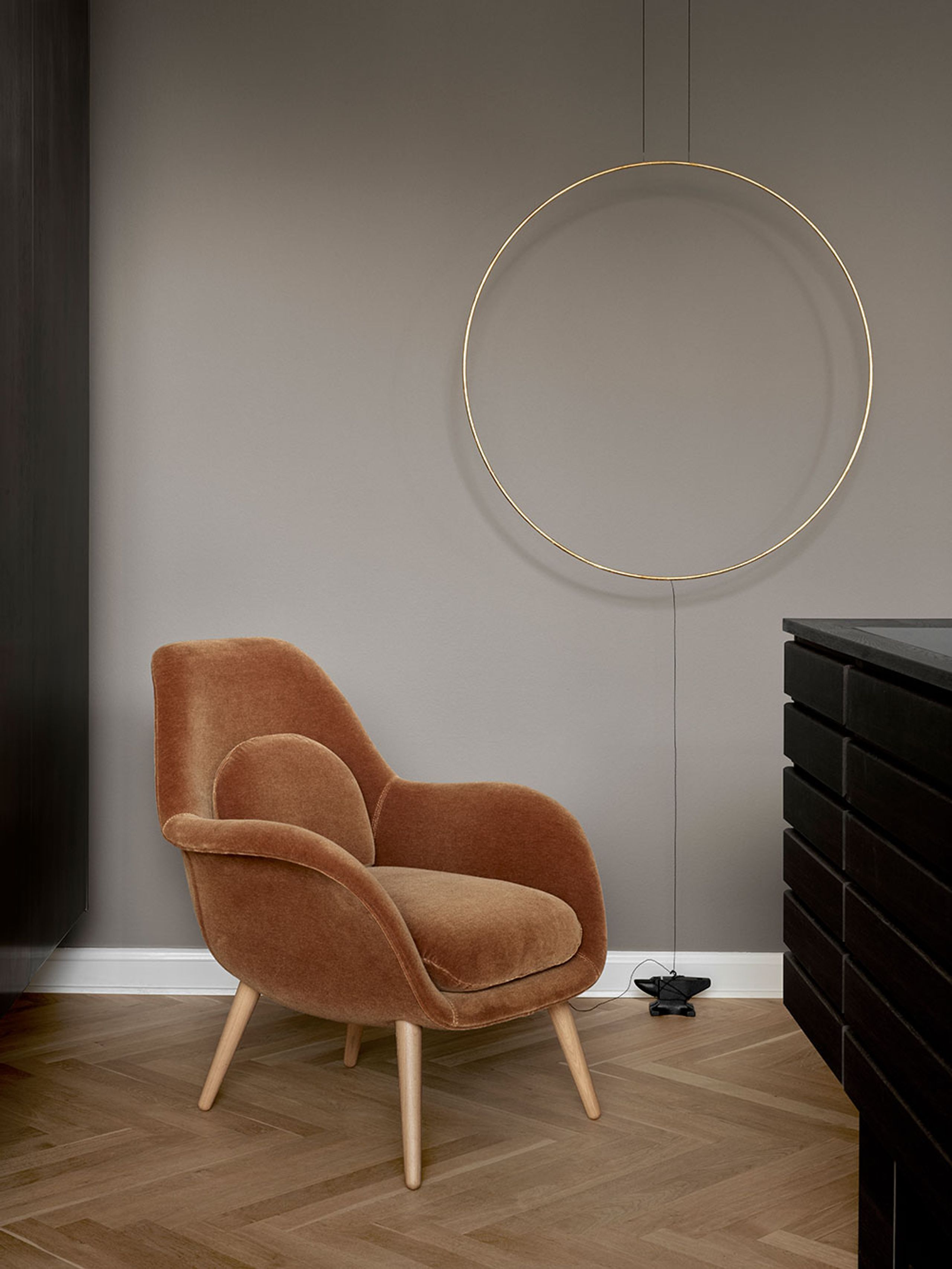 Fredericia Furniture - Armchair - Swoon Lounge Petit Chair 1774 by Space Copenhagen - Hallingdal 130 / Oiled Oak