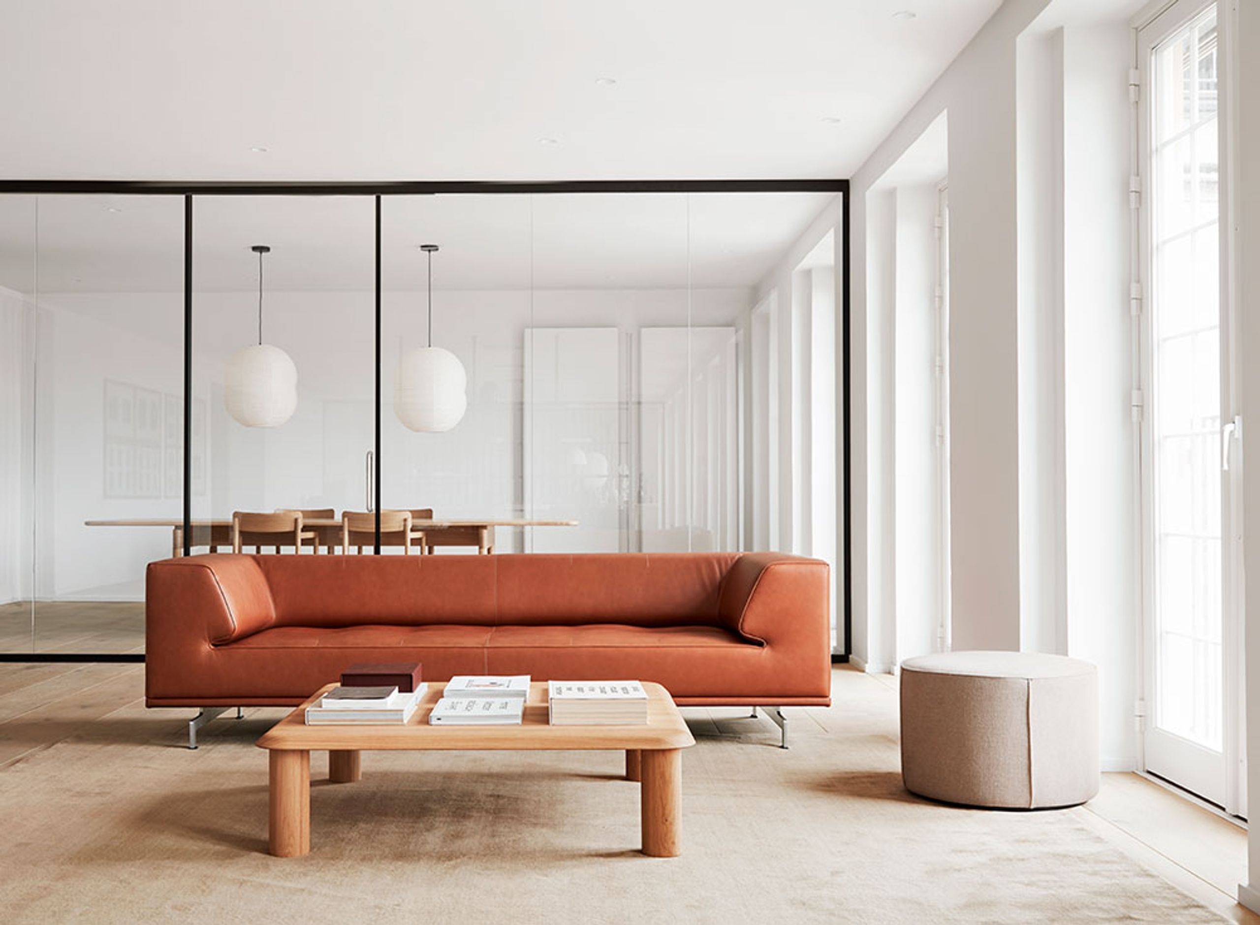 Fredericia Furniture - Puf - Mono Pouf 7423 by Due & Trampedach - Omni 307 Cognac