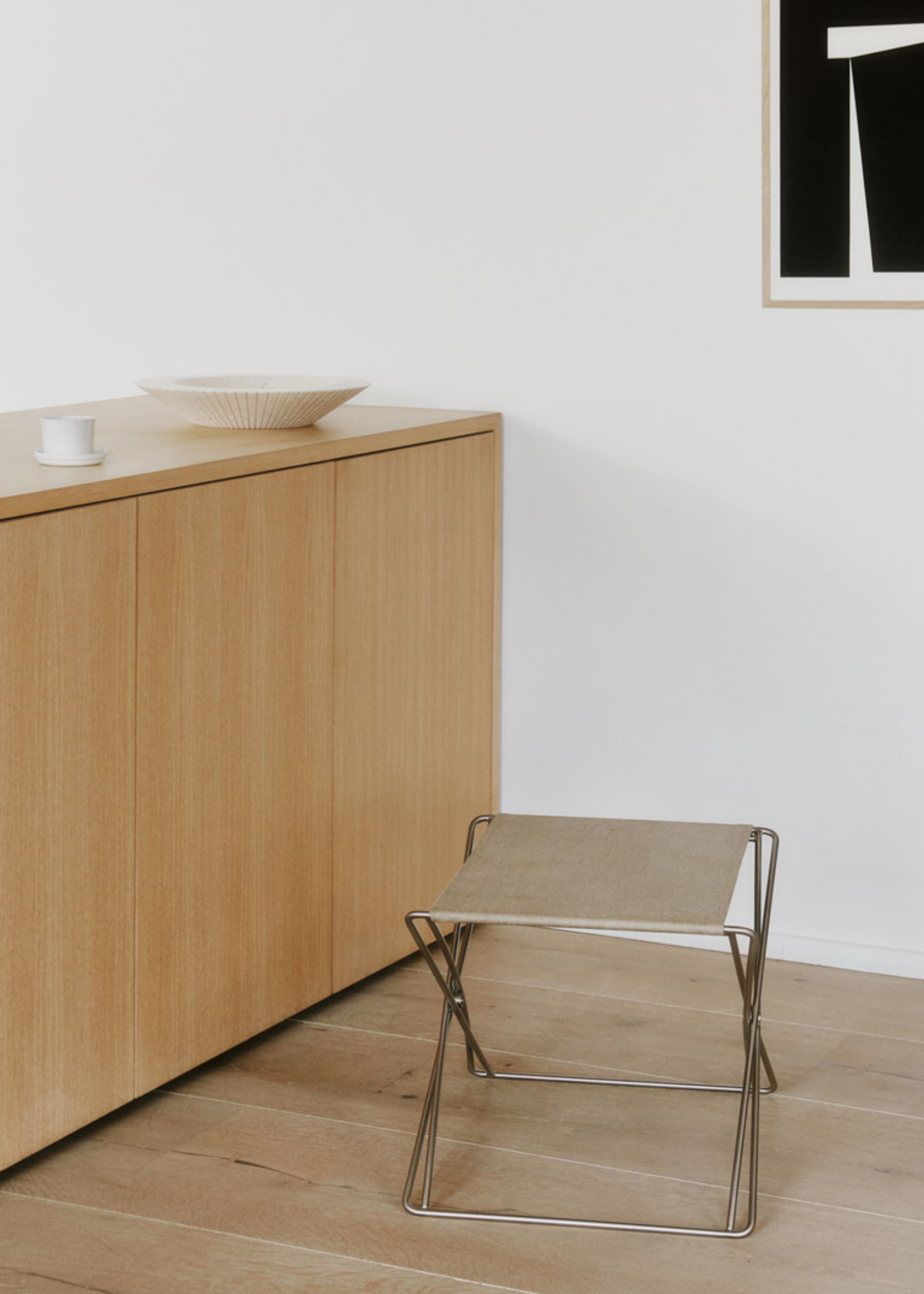 Fredericia Furniture - Stool - JG Folding Stool 6565 by Jørgen Gammelgaard - Max 95 Cognac / Brushed Stainless Steel