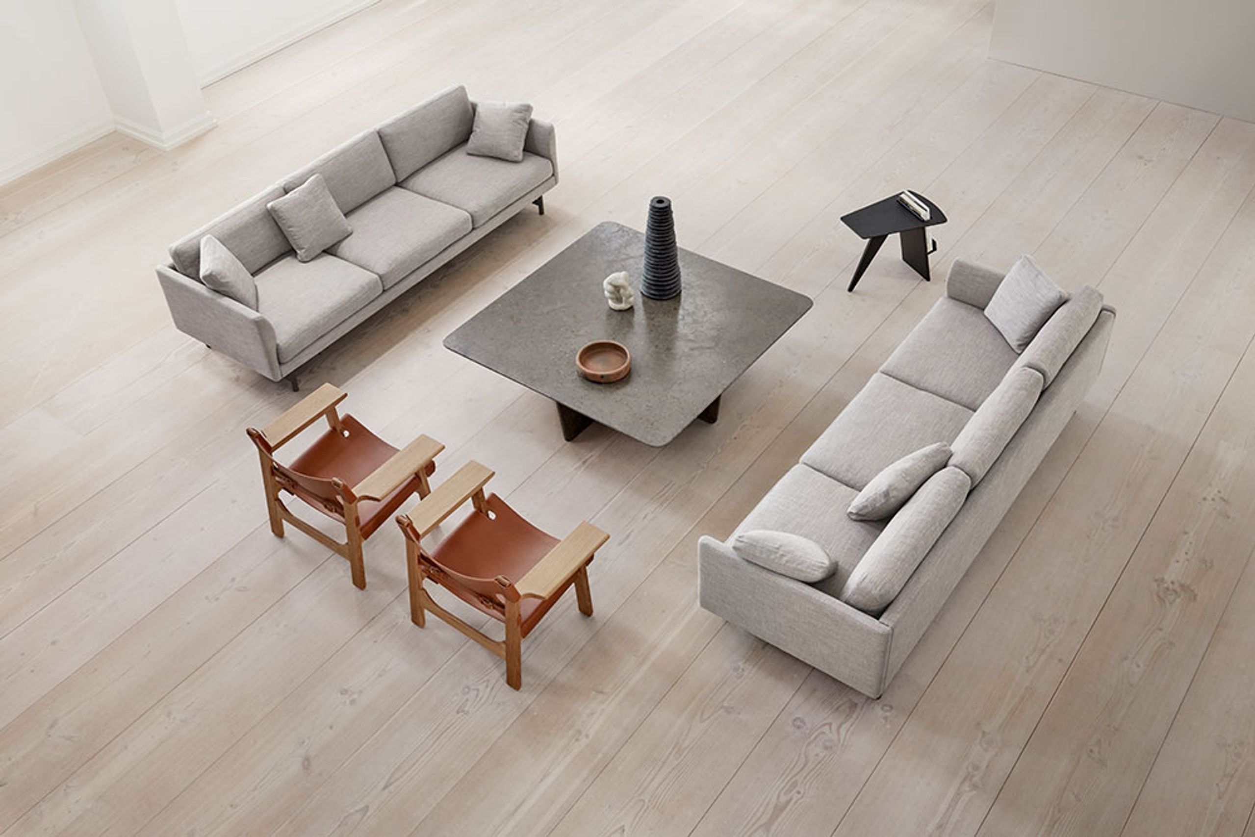 Fredericia Furniture - Couch - Calmo Sofa 80 5623 by Hugo Passos - Ruskin 34 / Black