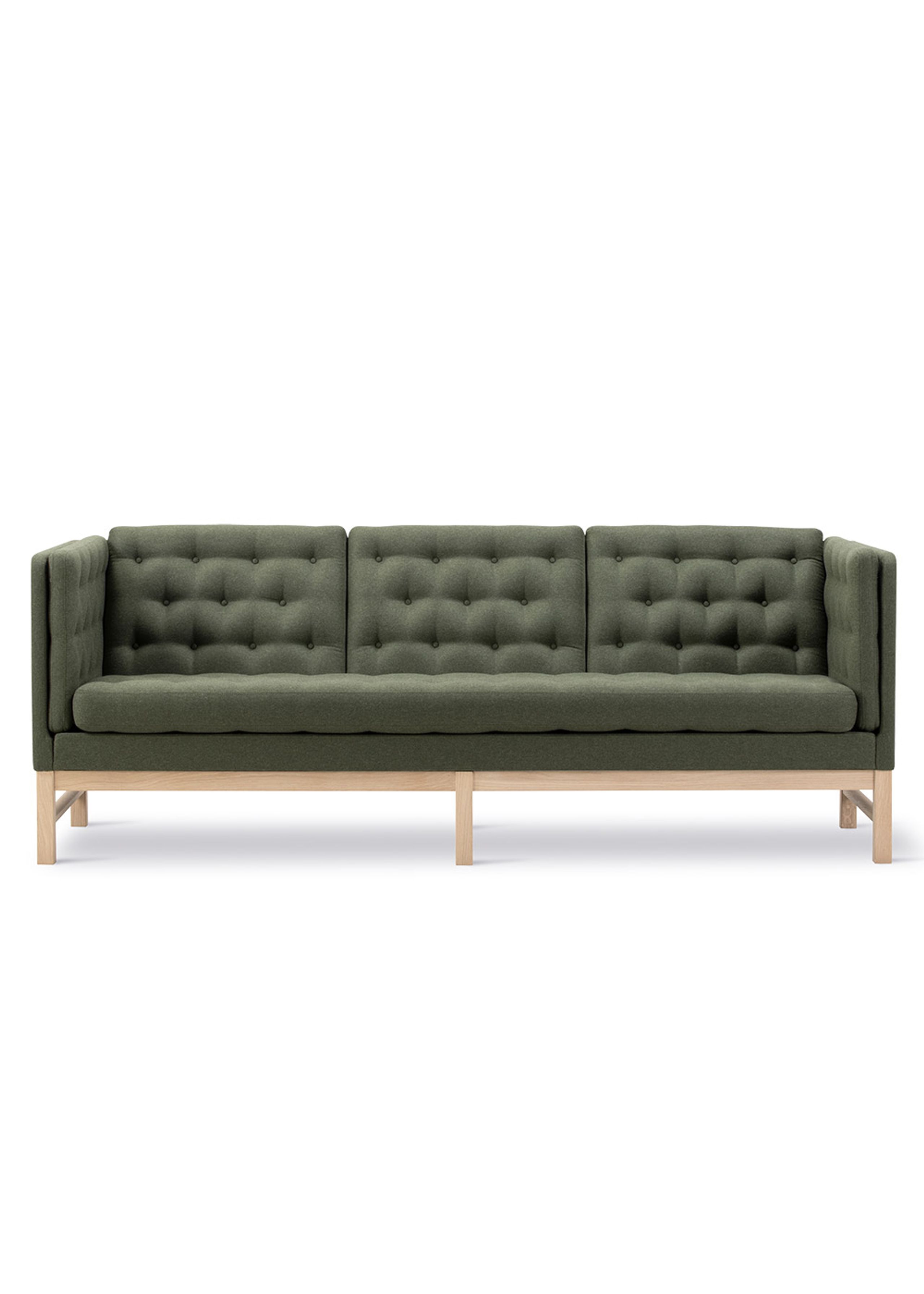 Fredericia Furniture - Canapé - EJ315 Sofa 1523 by Erik Ole Jørgensen - Luce 022 / Soaped Oak