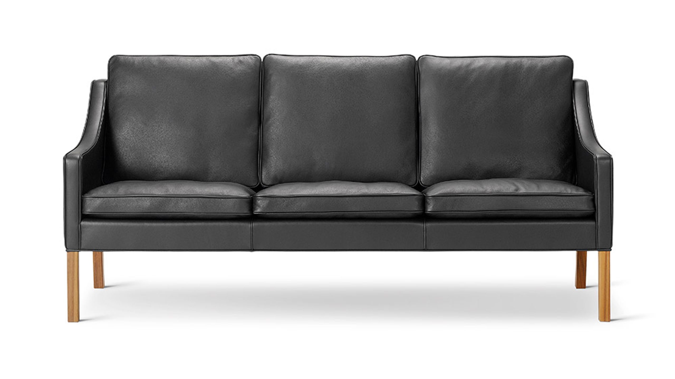 Fredericia Furniture - Couch - Mogensen 3-Seater Sofa 2209 by Børge Mogensen - Max 98 Black / Oiled Walnut
