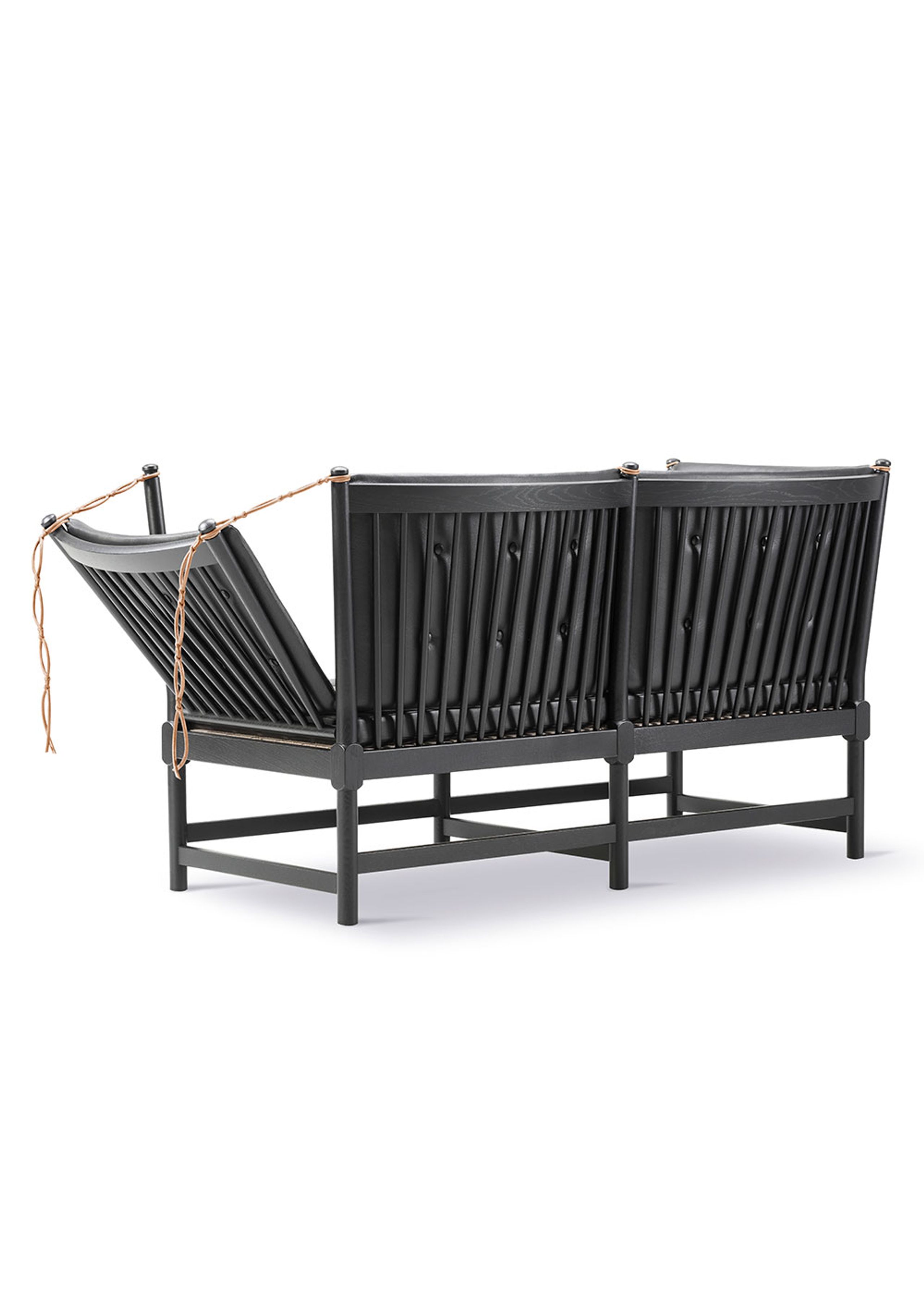 Fredericia Furniture - Divano - The Spoke-Back Sofa 1789 by Børge Mogensen - Omni 301 Black