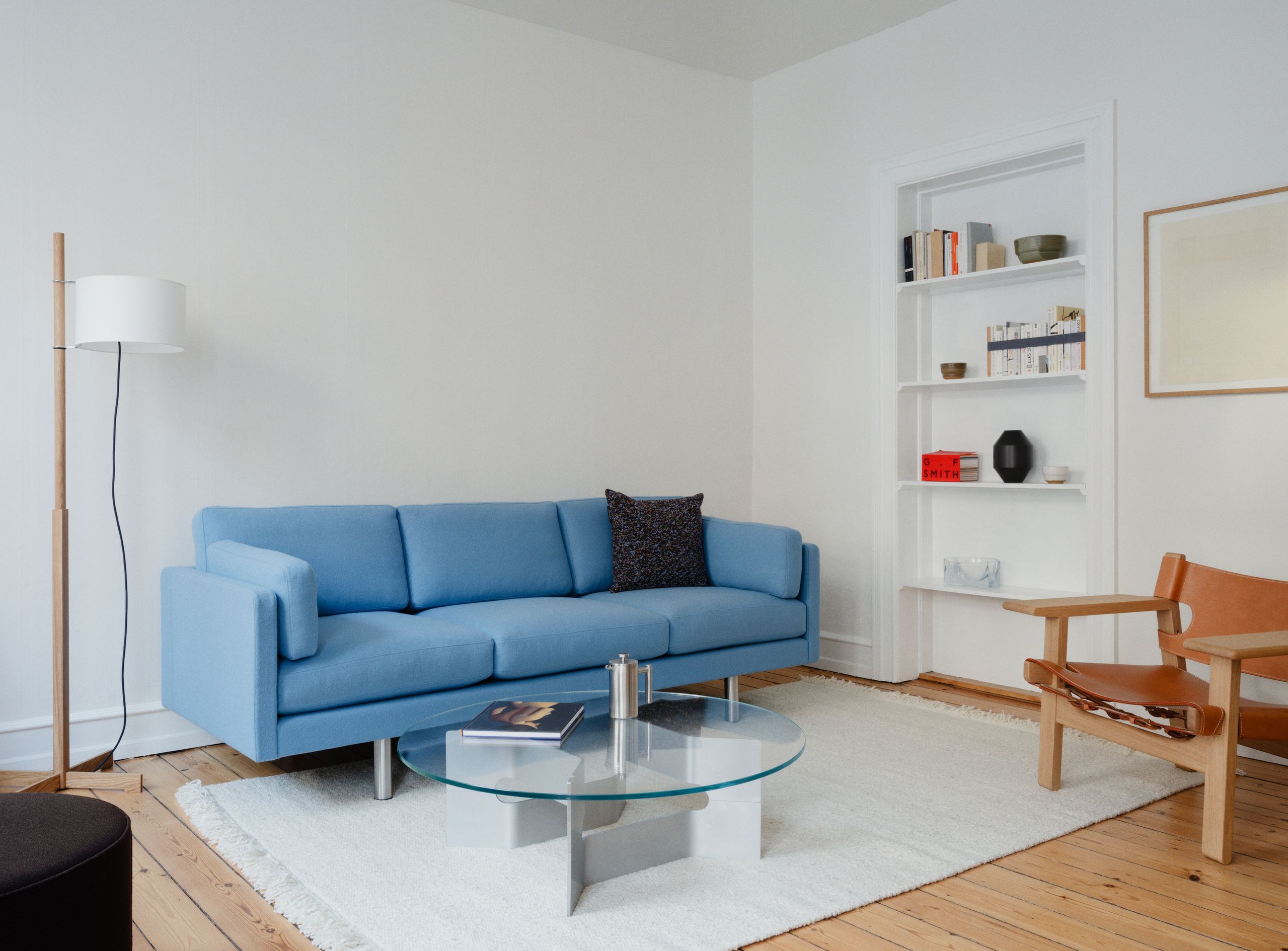 Fredericia Furniture - Sofabord - JG Coffee Table 6558 / By Jørgen Gammelgaard - Glass / Brushed Aluminum with Clear Powder Coating