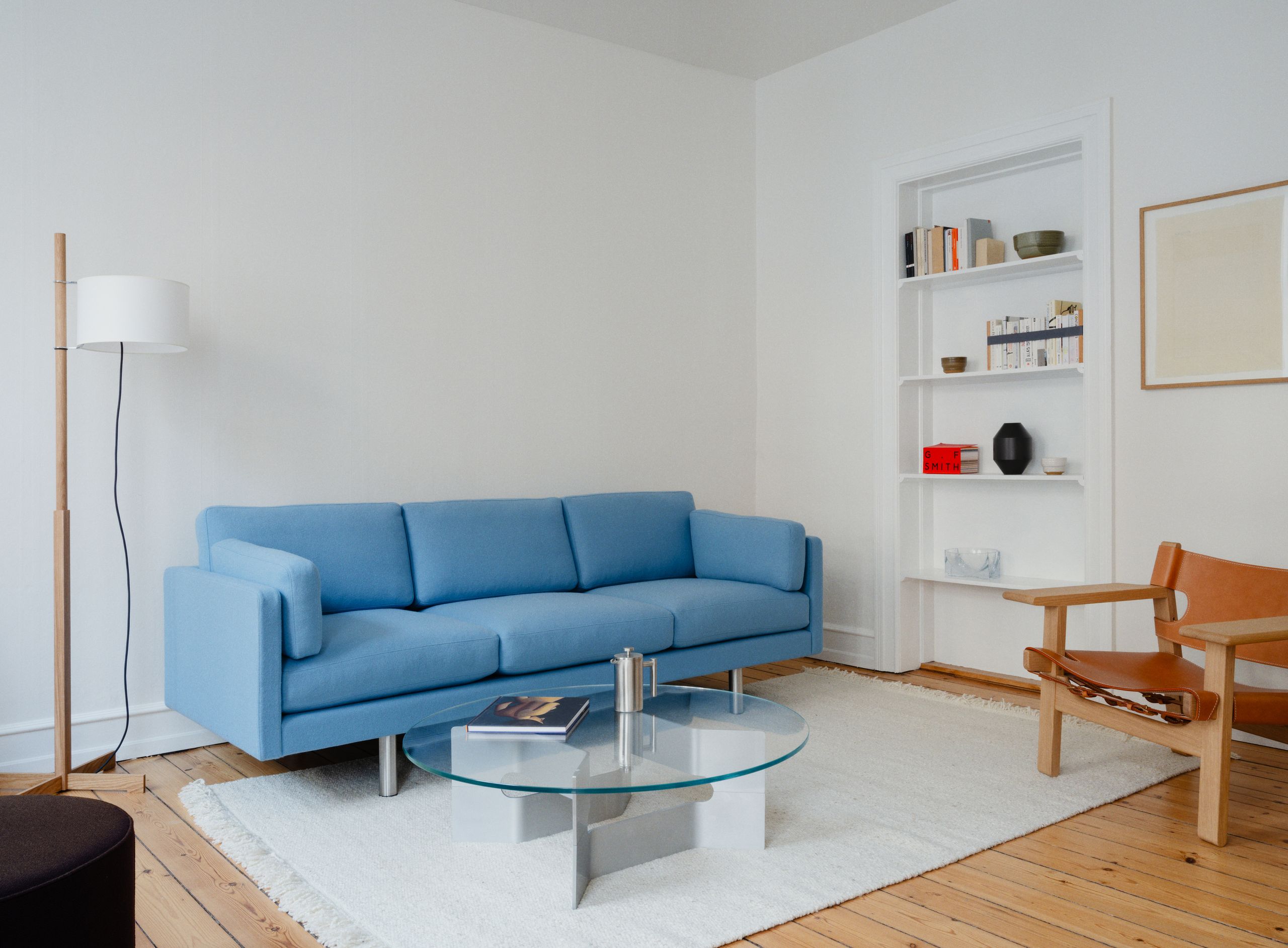 Fredericia Furniture - Sofabord - JG Coffee Table 6558 / By Jørgen Gammelgaard - Glass / Brushed Aluminum with Clear Powder Coating